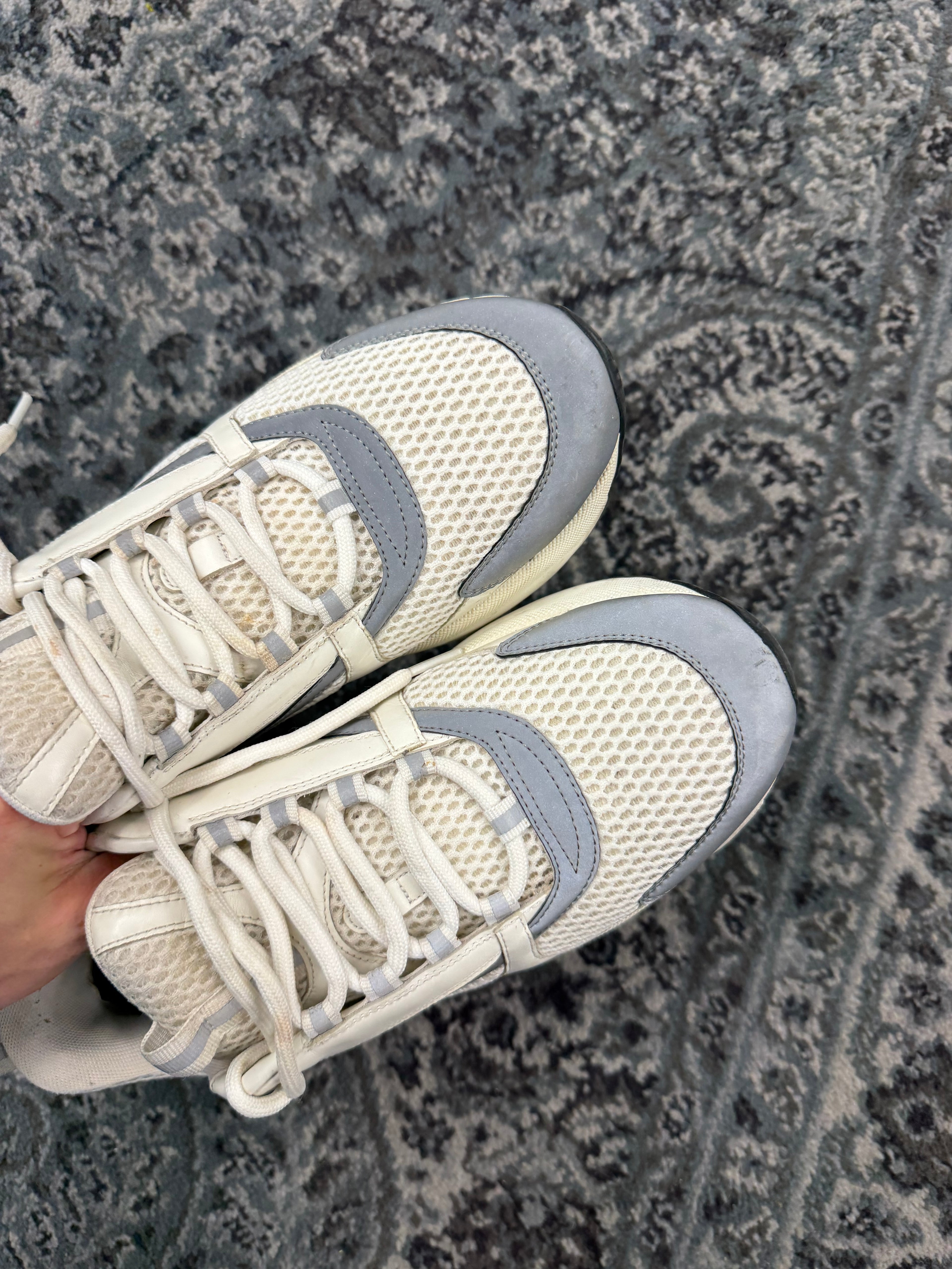 Dior B22 White/Sliver Size 44 U NB