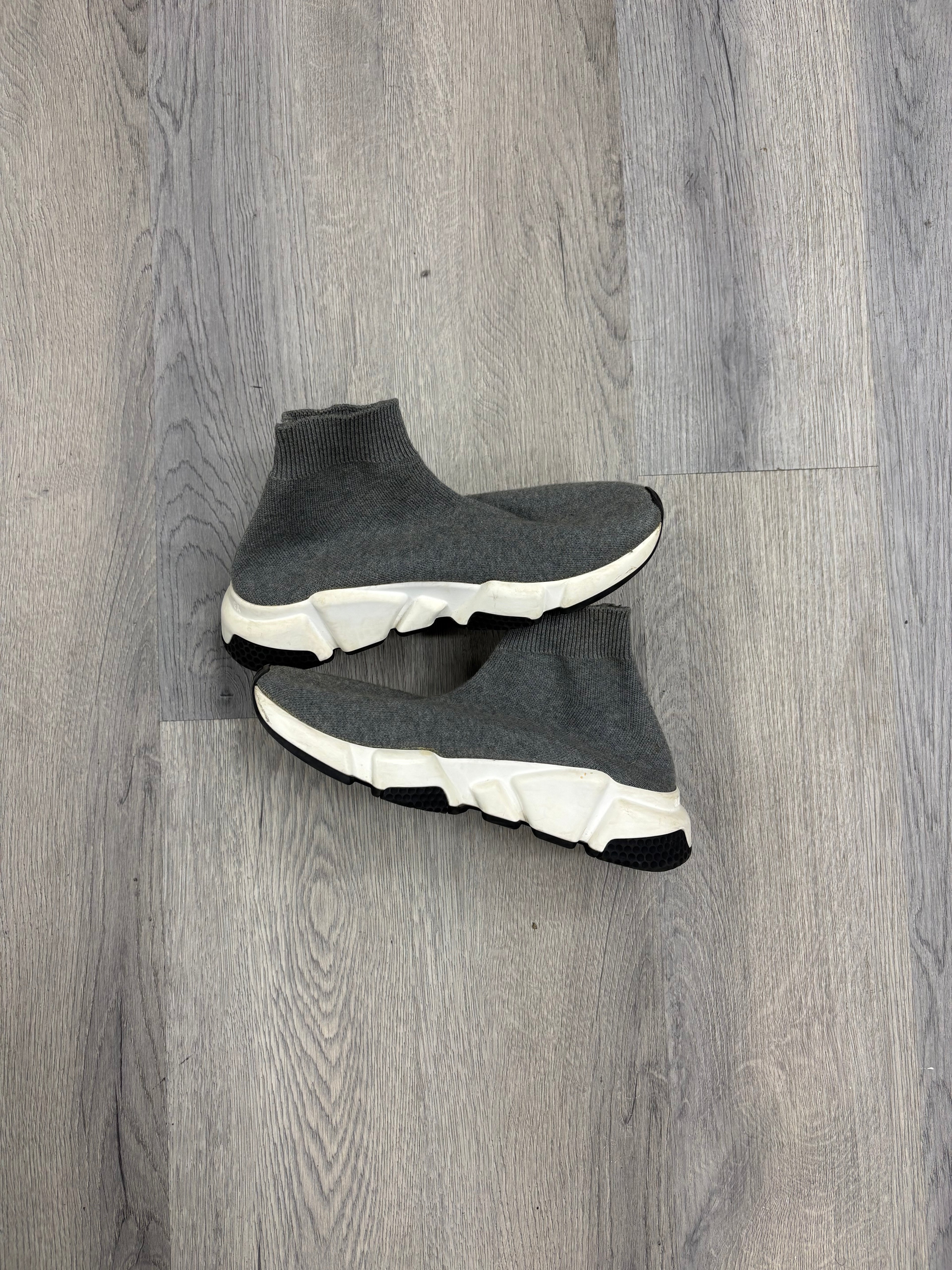 BALENCIAGA speed runner grey 36 (6W) NB U