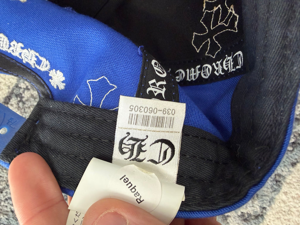 CHROME HEARTS cross patch trucker hat blue/white OS U