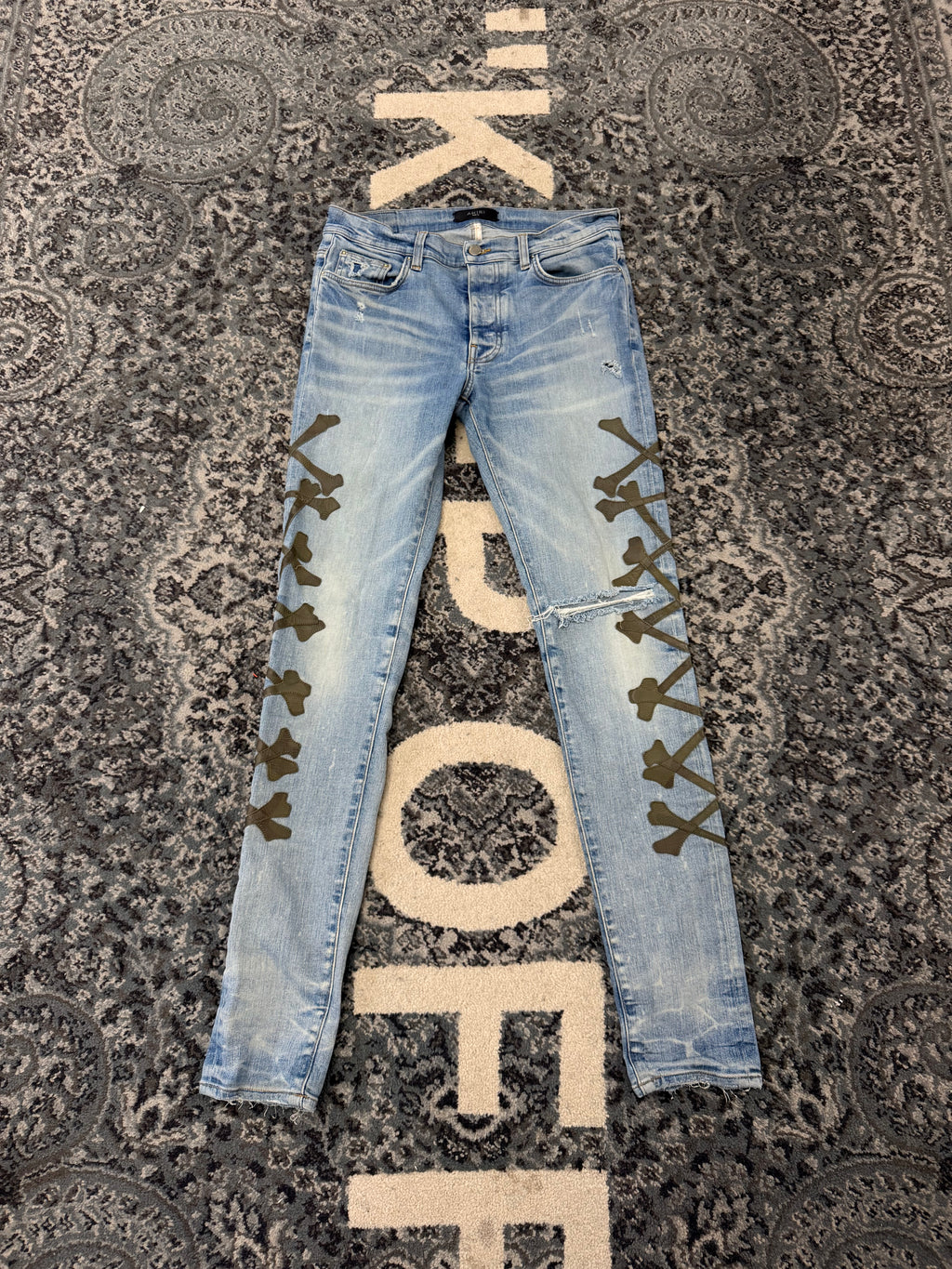 Amiri Camo Bone Jeans Size 32 U
