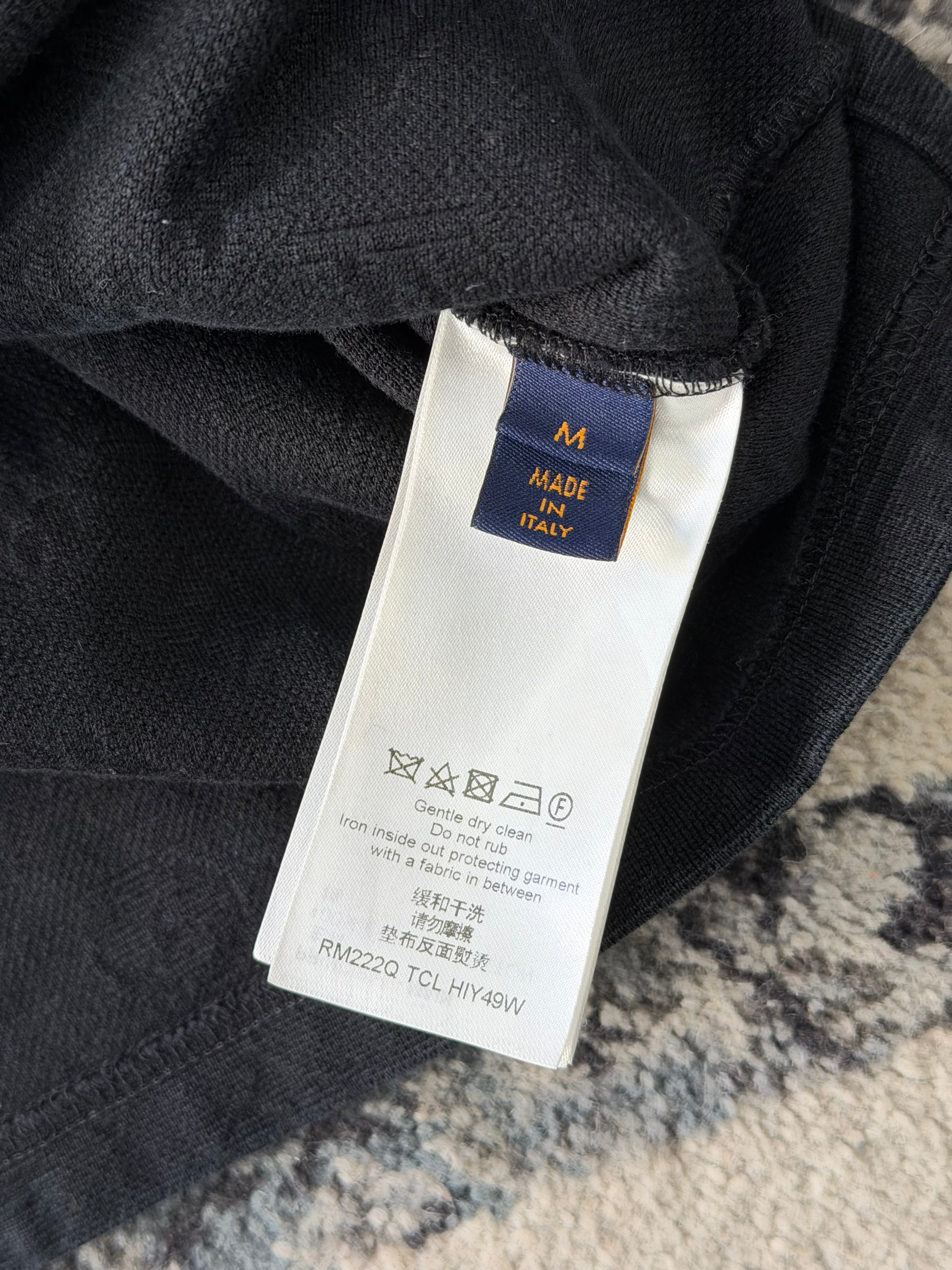 LV 3d pocket monogram tee black M U