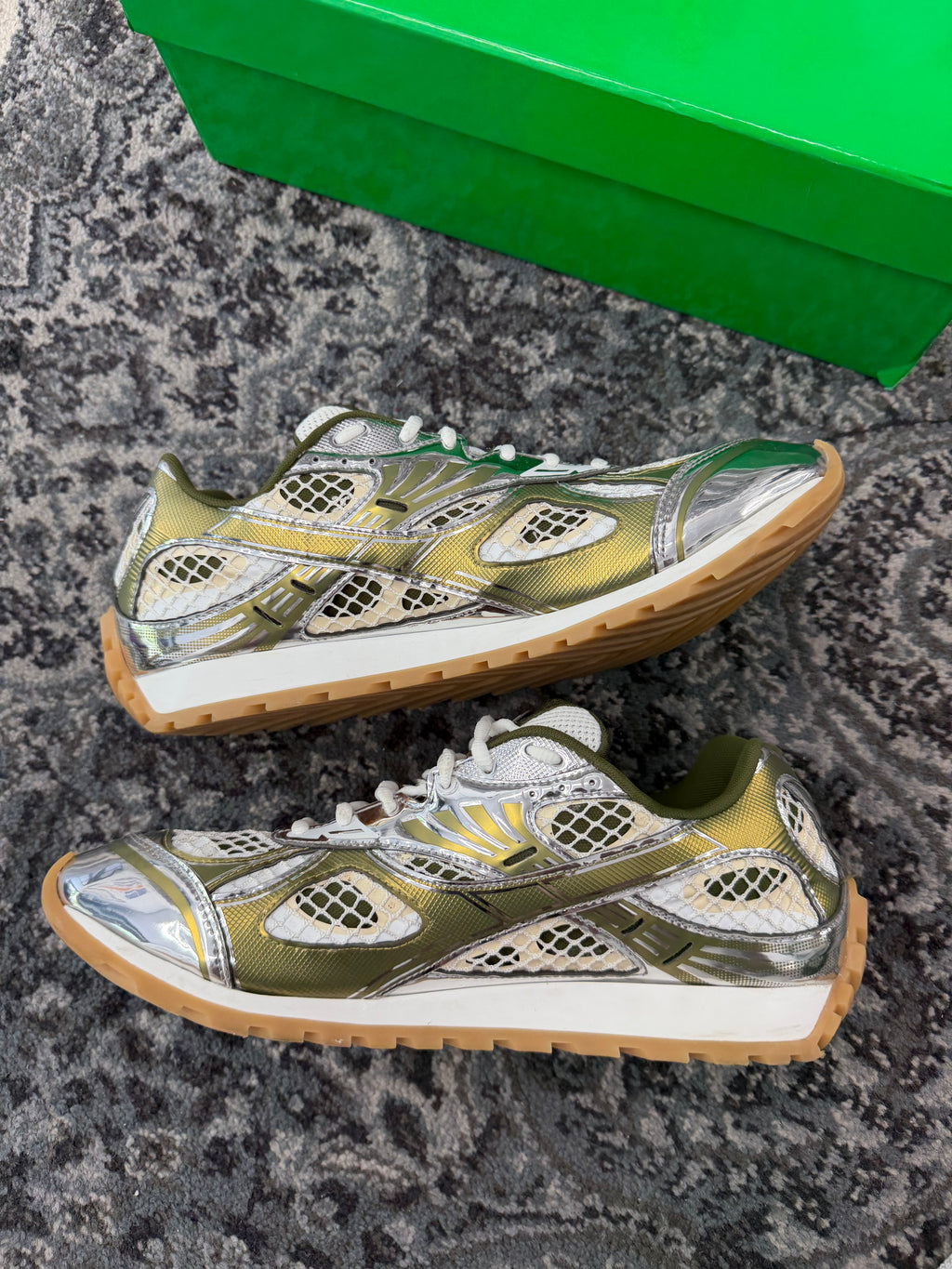 BOTTEGA VENETTA orbit runners green 46 (Fits 12M) OG ALL U