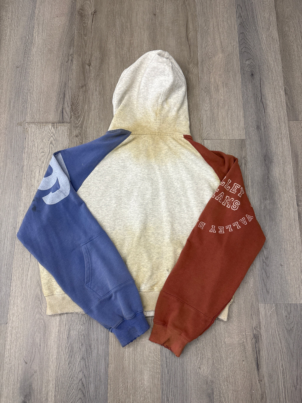 vale valley dreams hoodie Size XL U