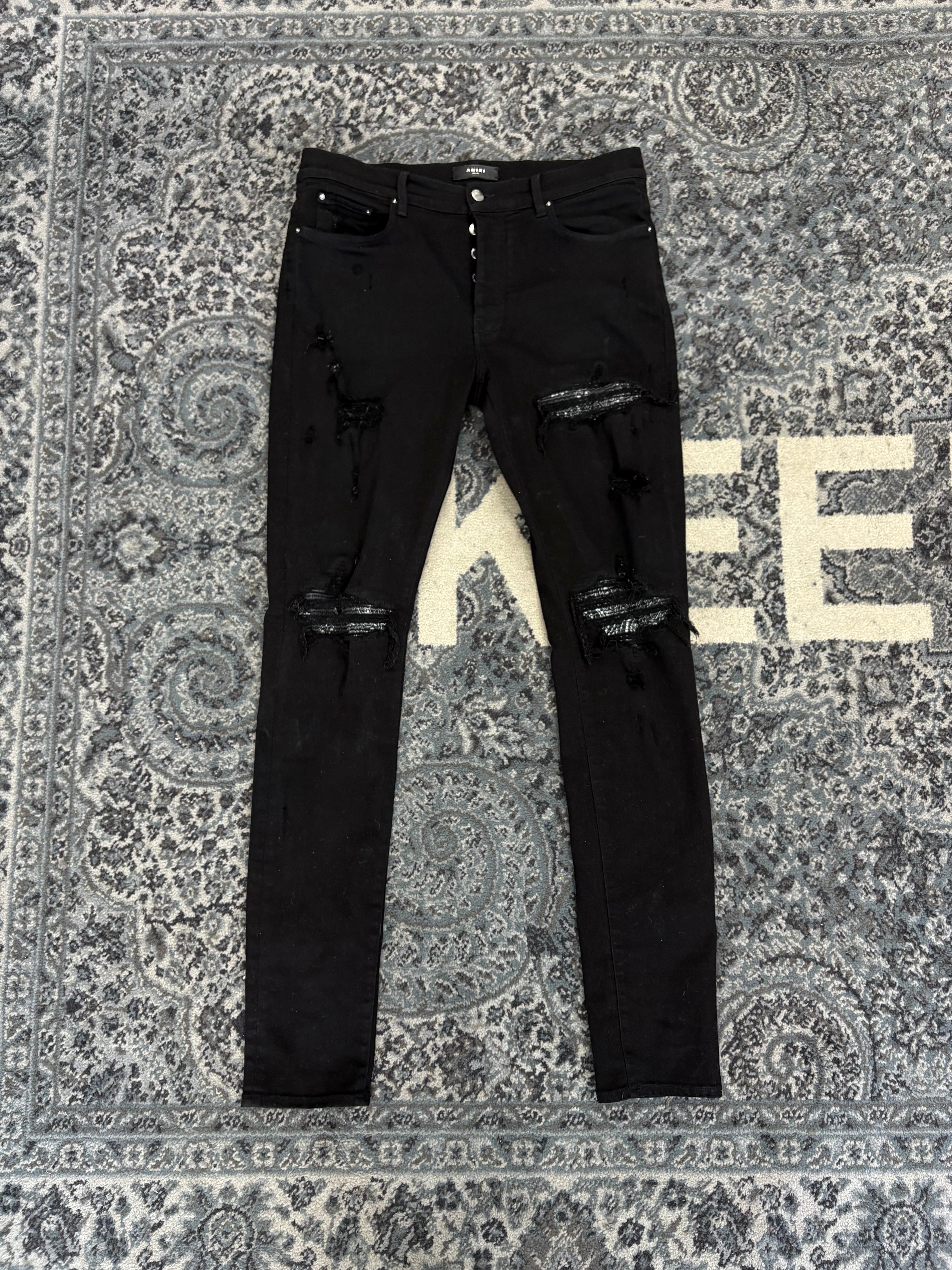 AMIRI black bandana mx1 jeans black 36 U – Stashed Goods