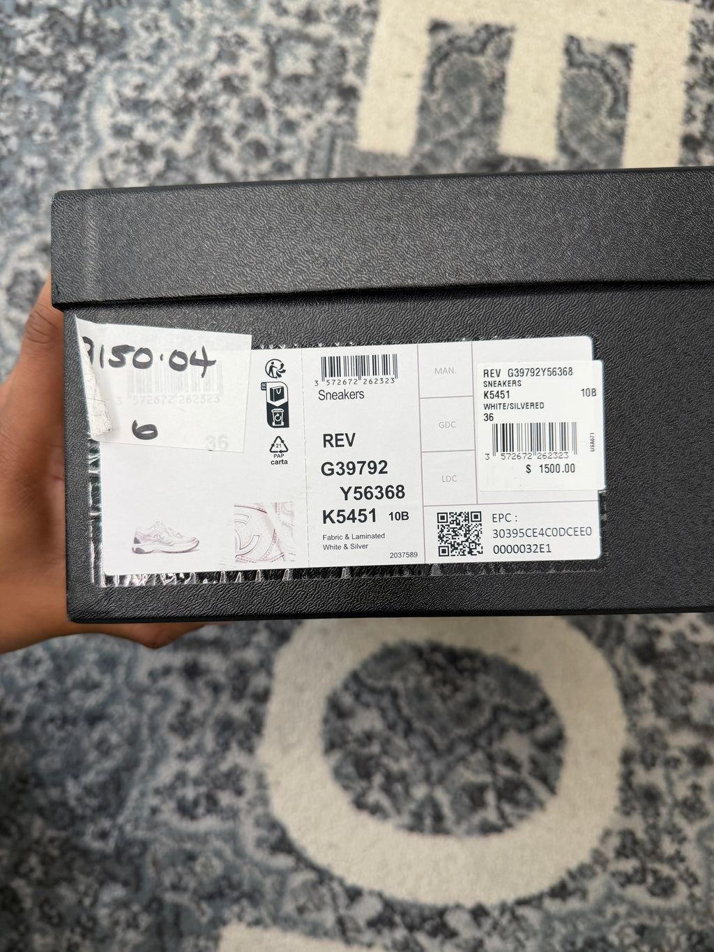 CHANEL cc runner silver/metallic 36 (6W) OG ALL U