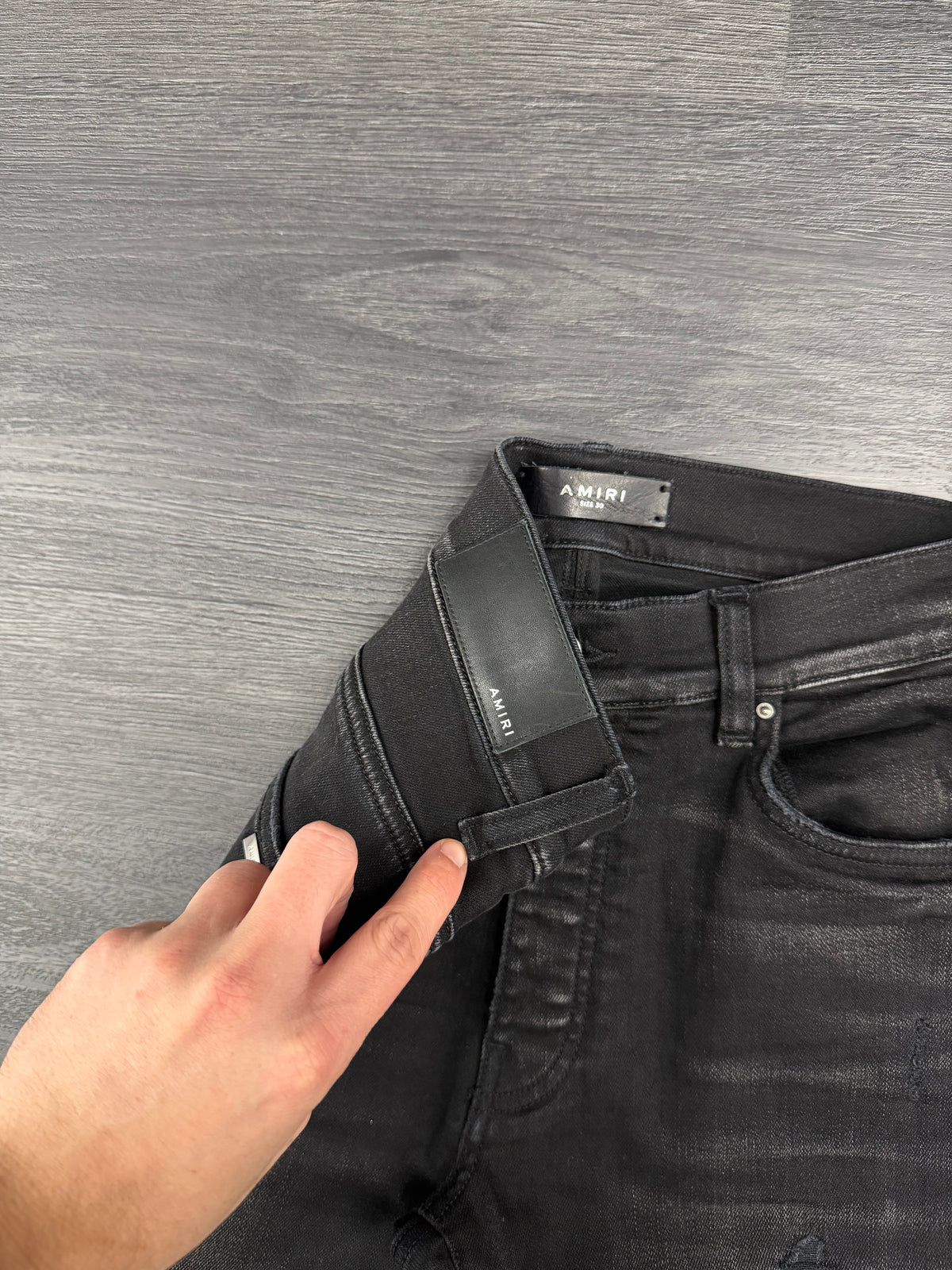 AMIRI boucle patch mx1 jeans black 30 U