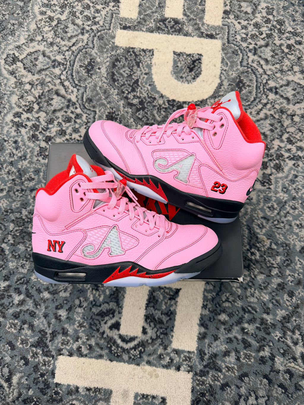 Jordan 5 Awake Pink Size 8 VNDS WB