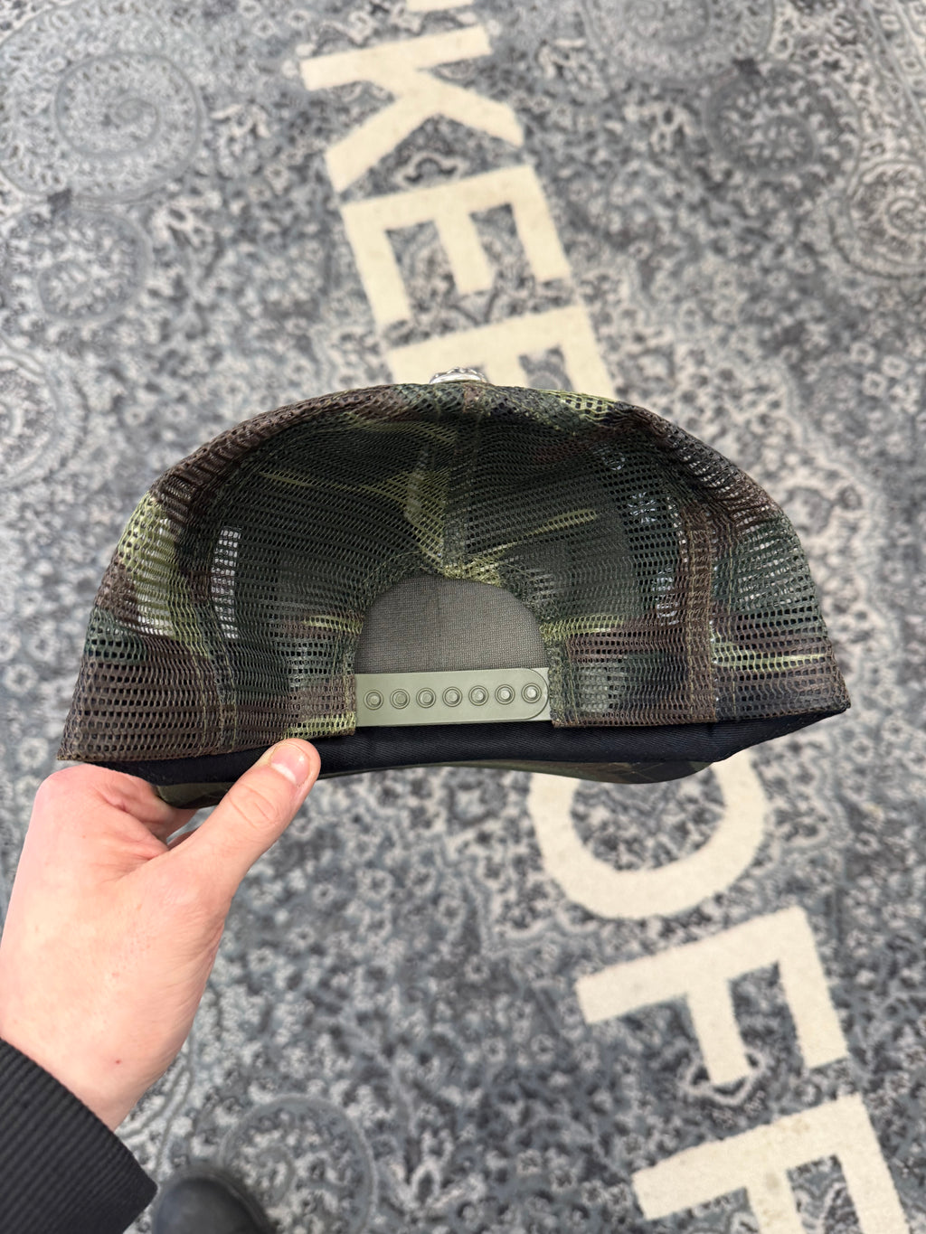 CHROME HEARTS camo Hollywood trucker hat OS DS