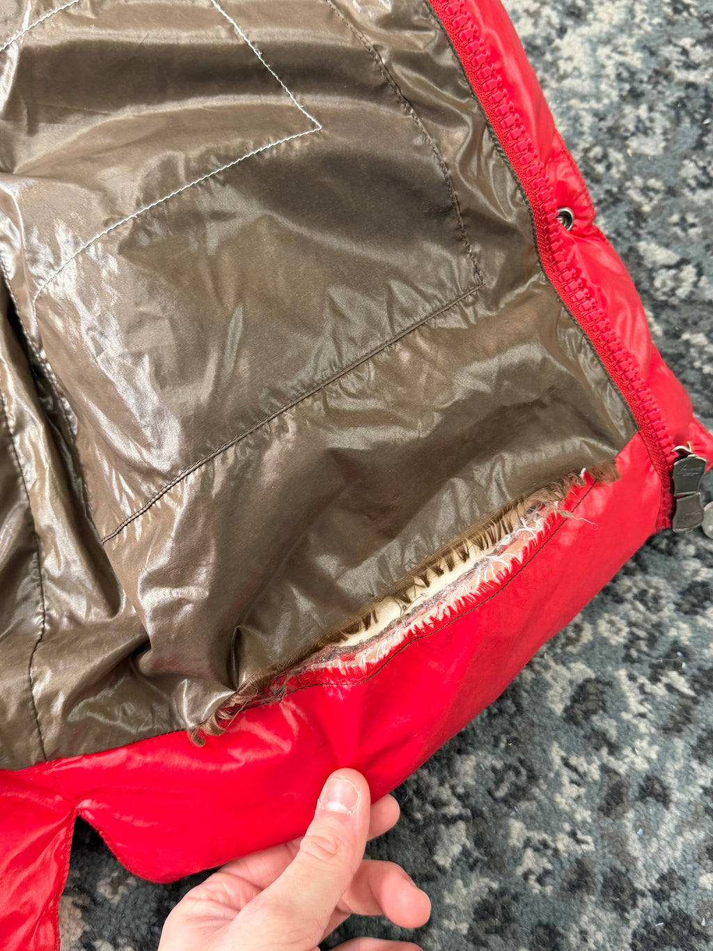 MONCLER tib vest red 4 (Fits M) Flawed U