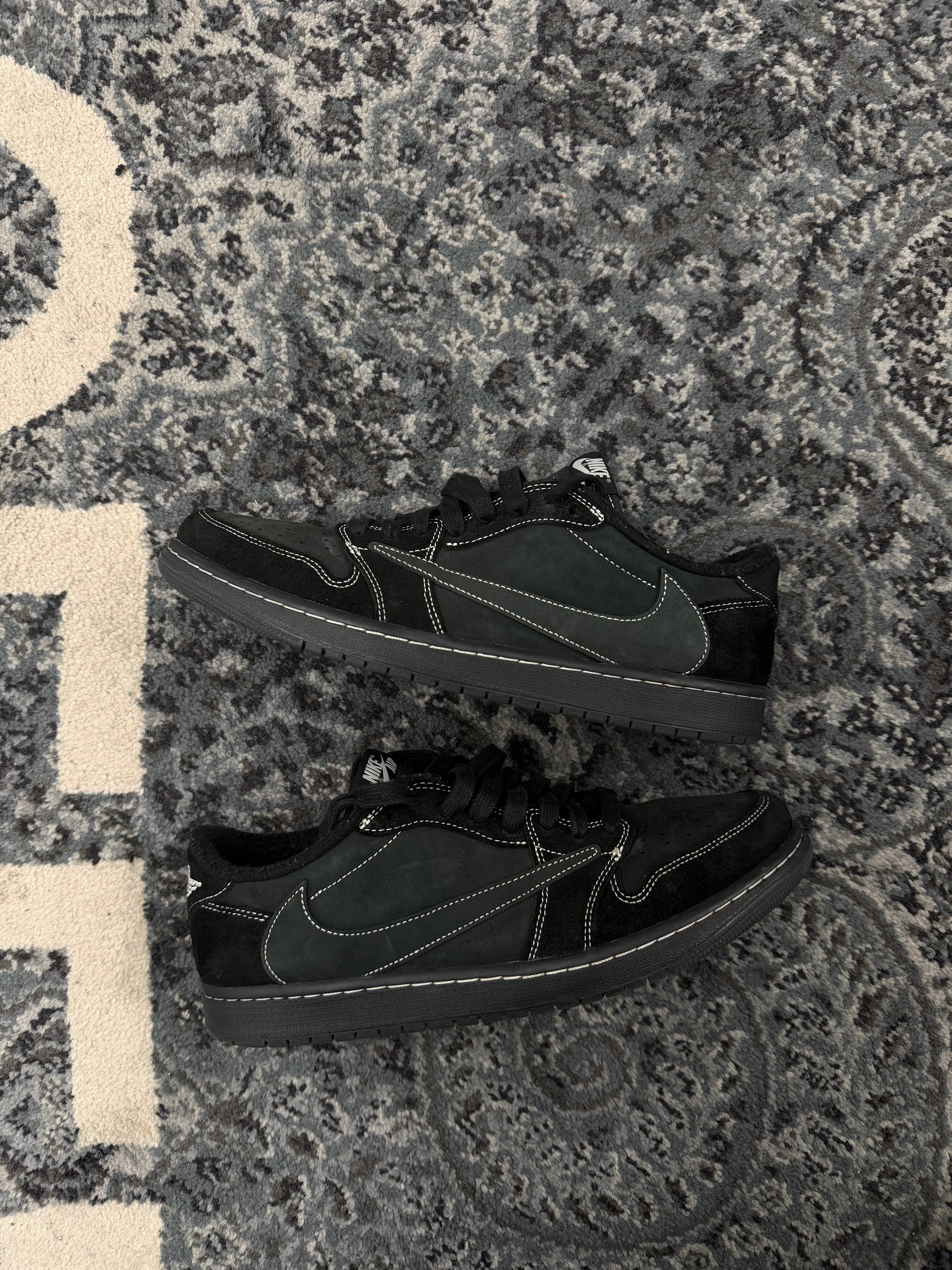 JORDAN 1 travis scott "phantom" lowtops black 11.5M NB U