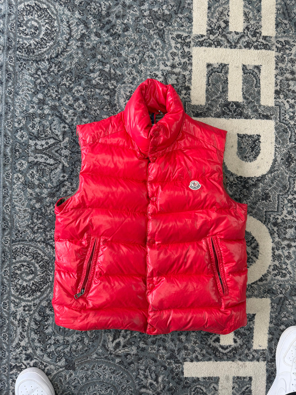 MONCLER tib vest red 4 (Fits M) Flawed U