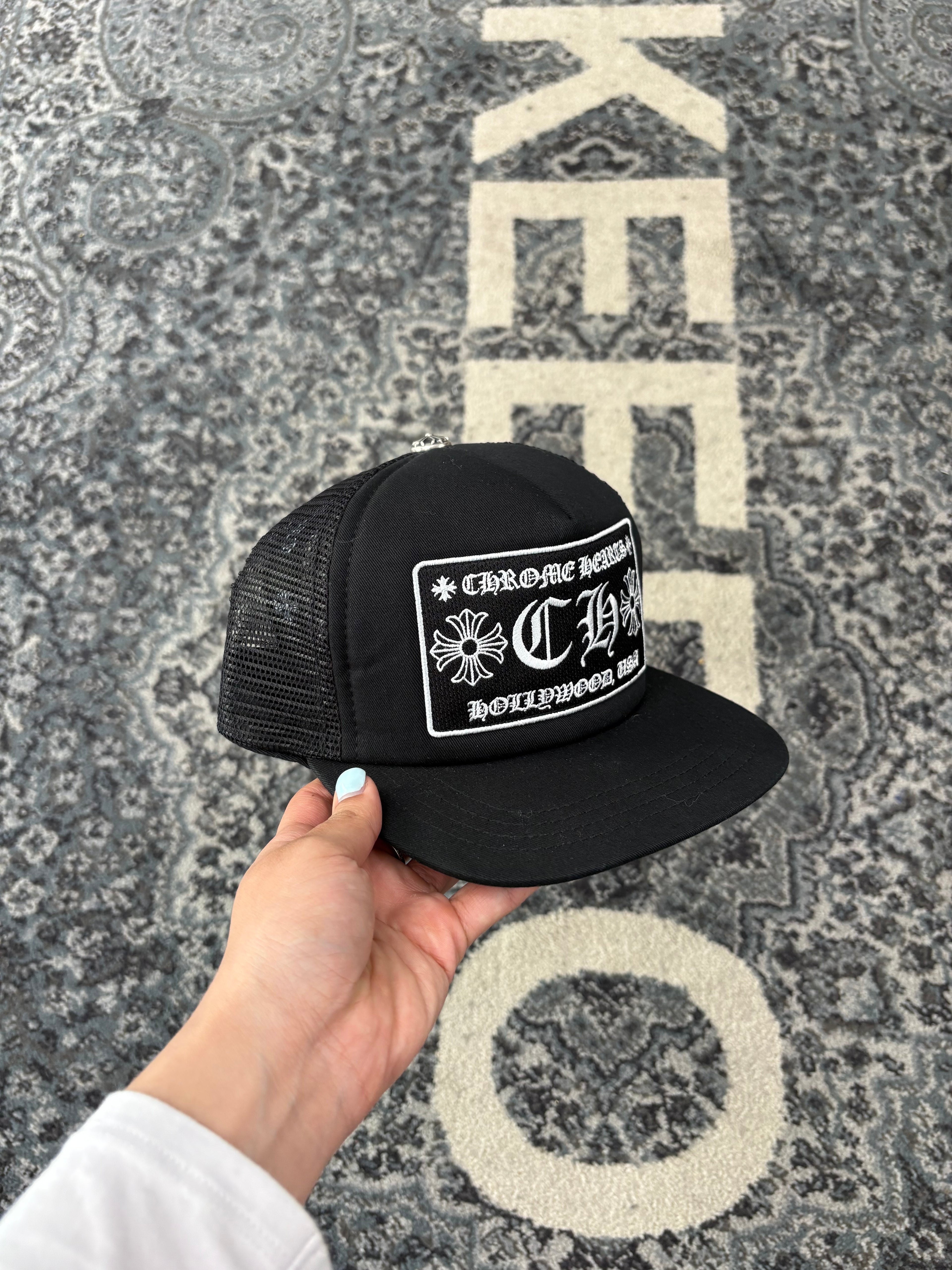 CHROME HEARTS ch hollywood trucker hat OS DS