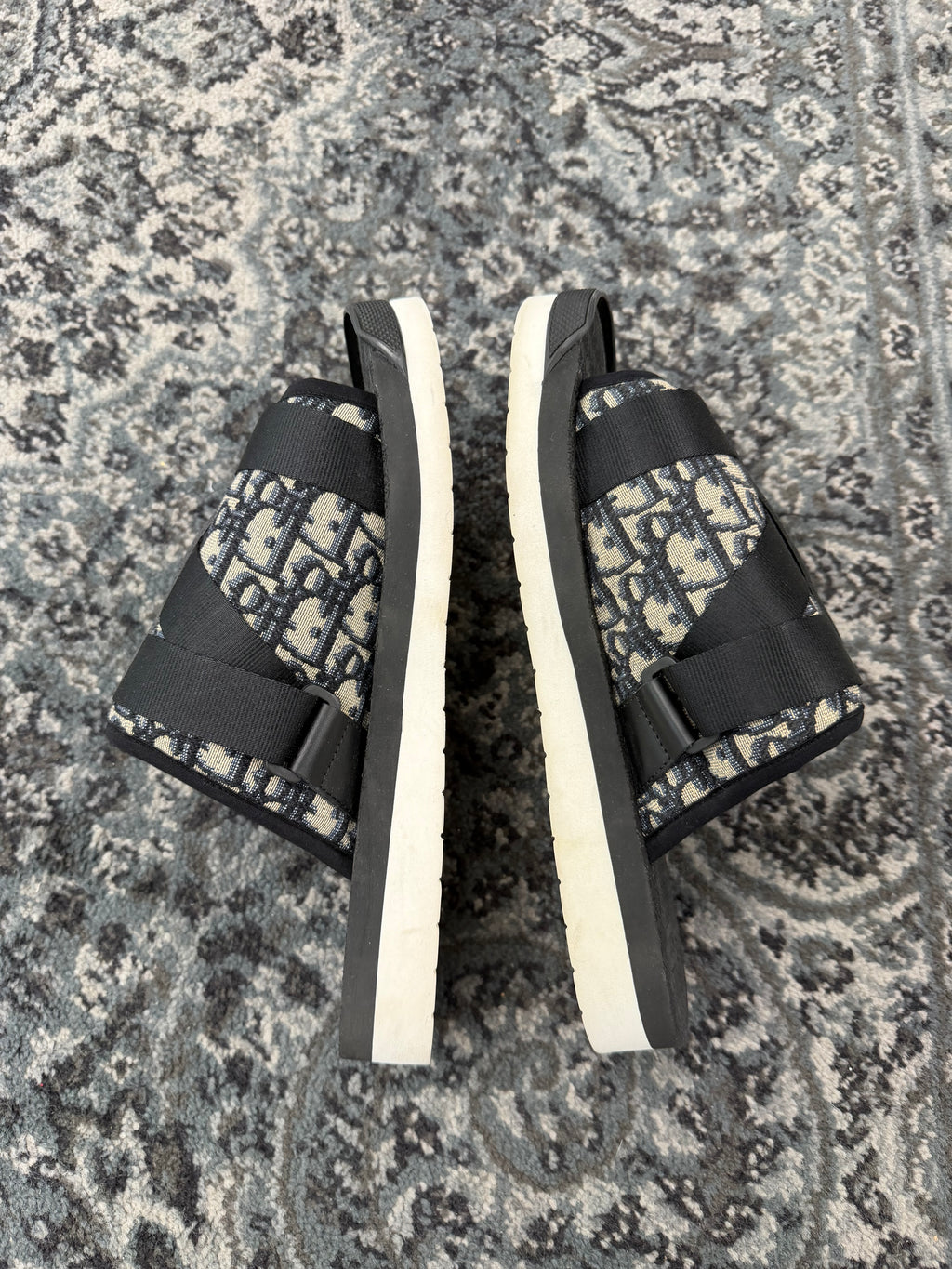 DIOR oblique alpha sandals navy 42 (9M) NB U