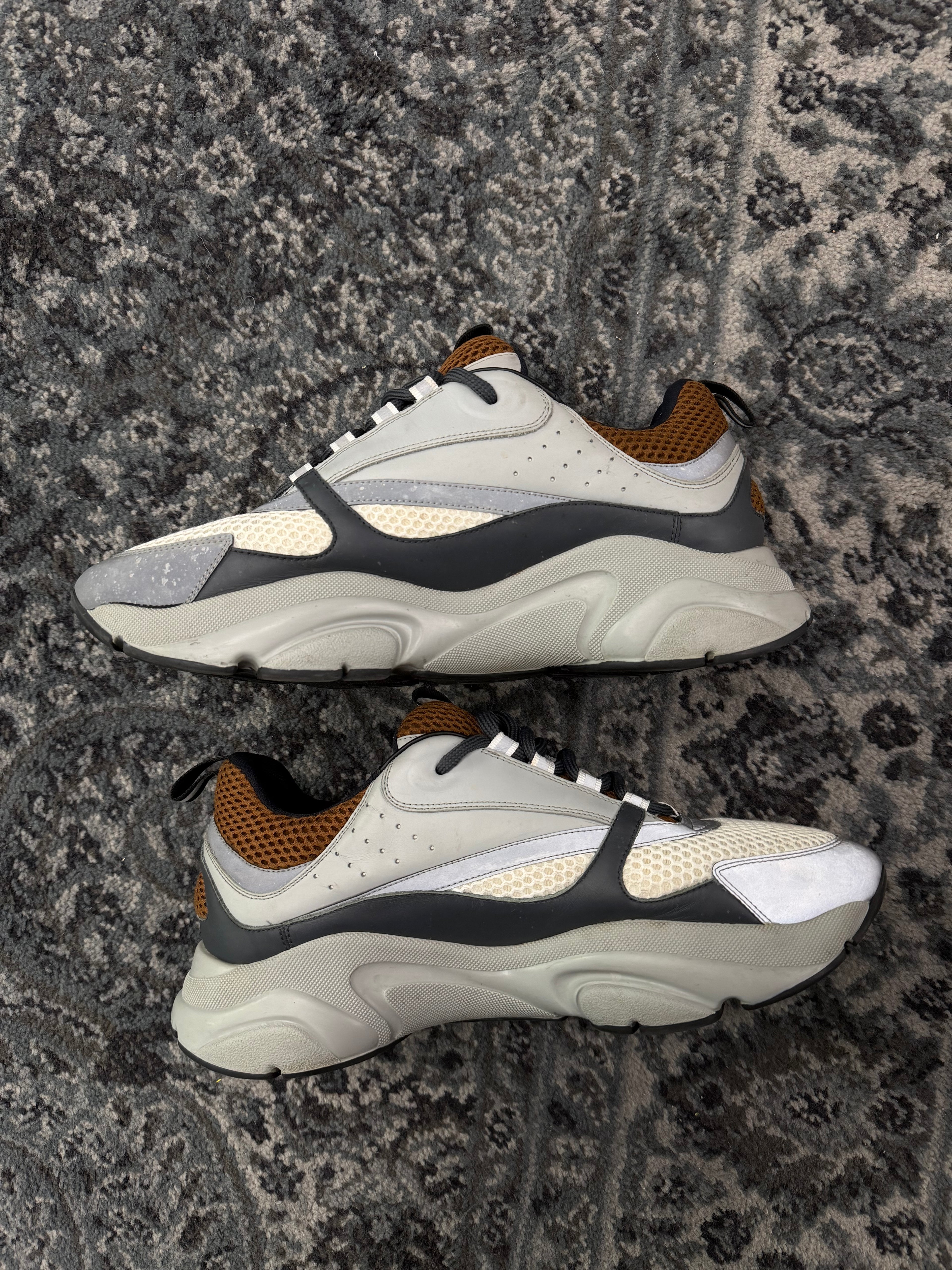 DIOR B22 runners brown/grey 45 (11.5-12M) NB U