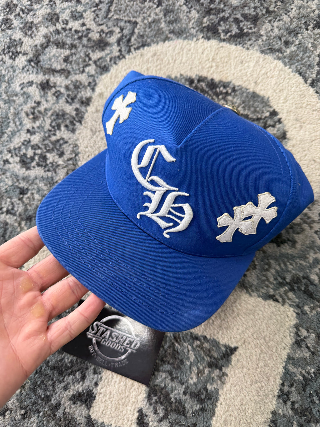 CHROME HEARTS cross patch trucker hat blue/white OS U