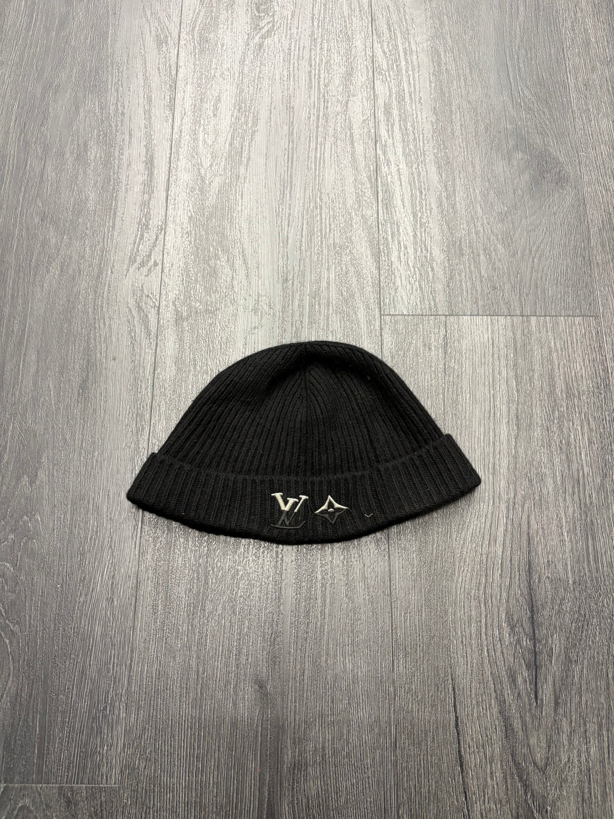 Lv Knitted Beanie U