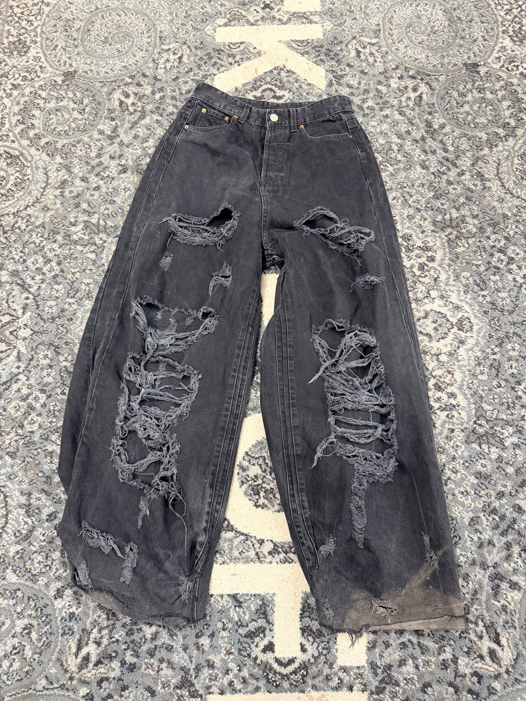 VETEMENTS distressed shape jeans black 29 U