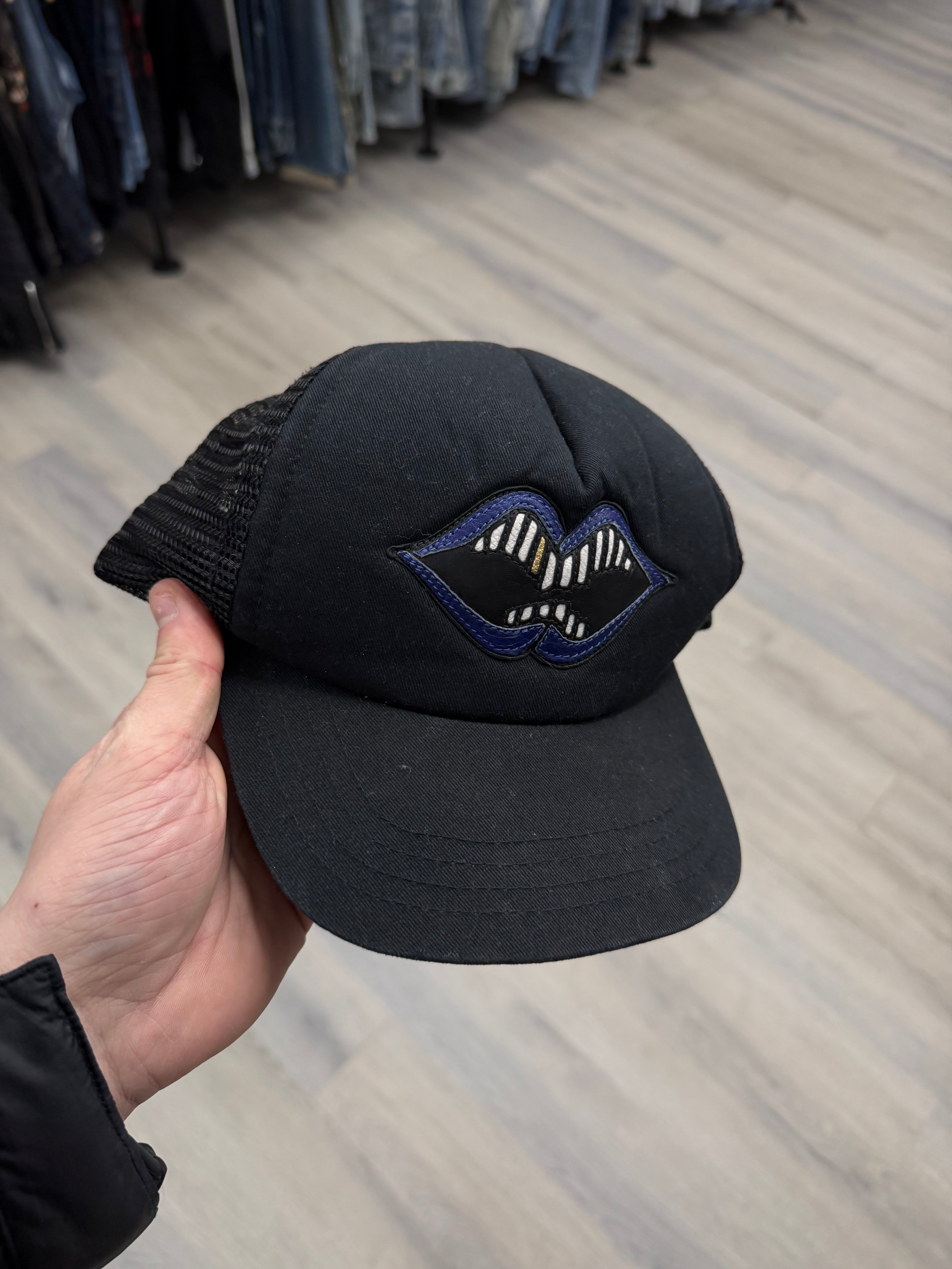 CHROME HEARTS matty boy chomper lips hat OS U