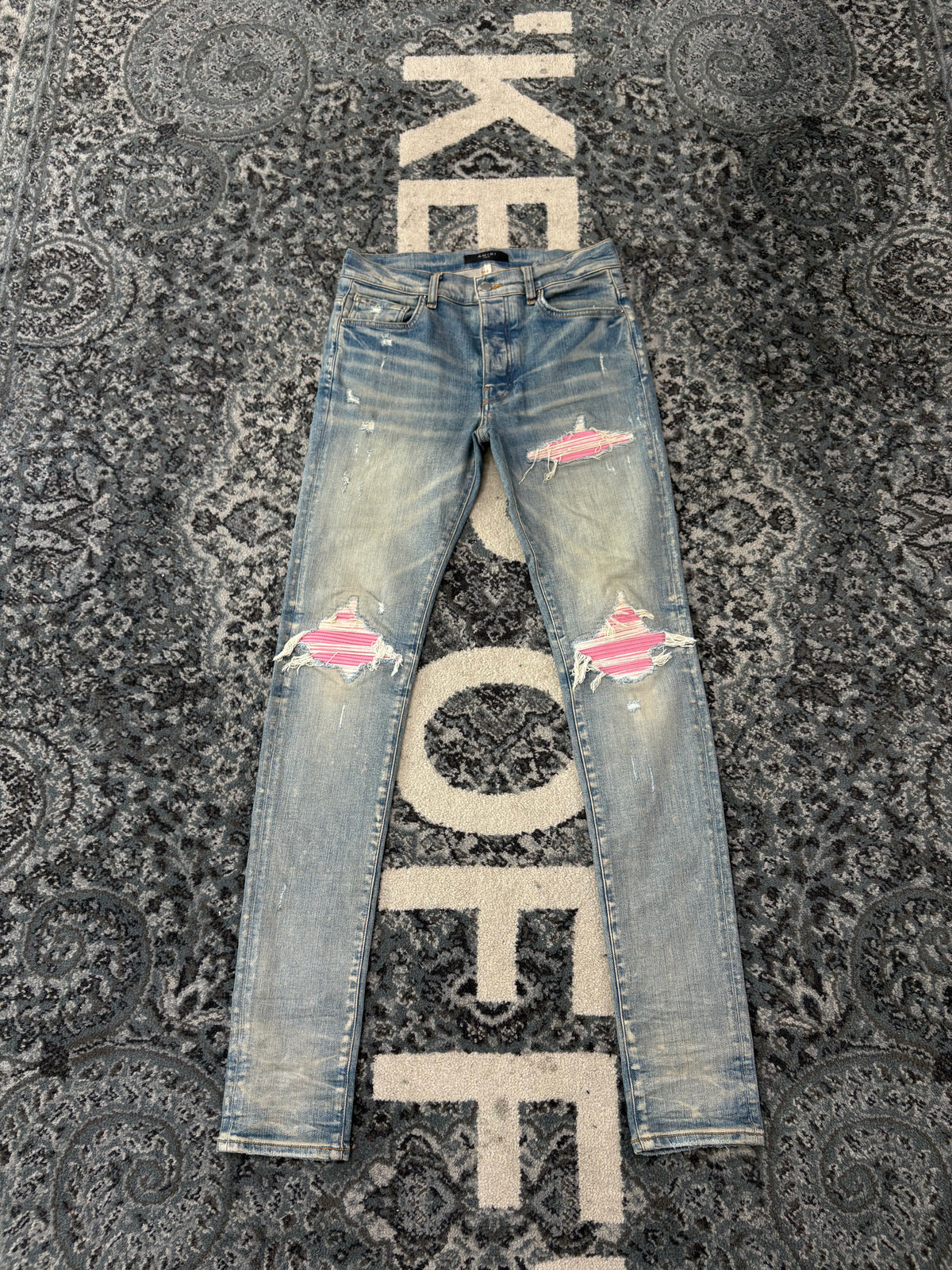 Amiri MX1 Pink Patch Light wash Jeans Size 31 U