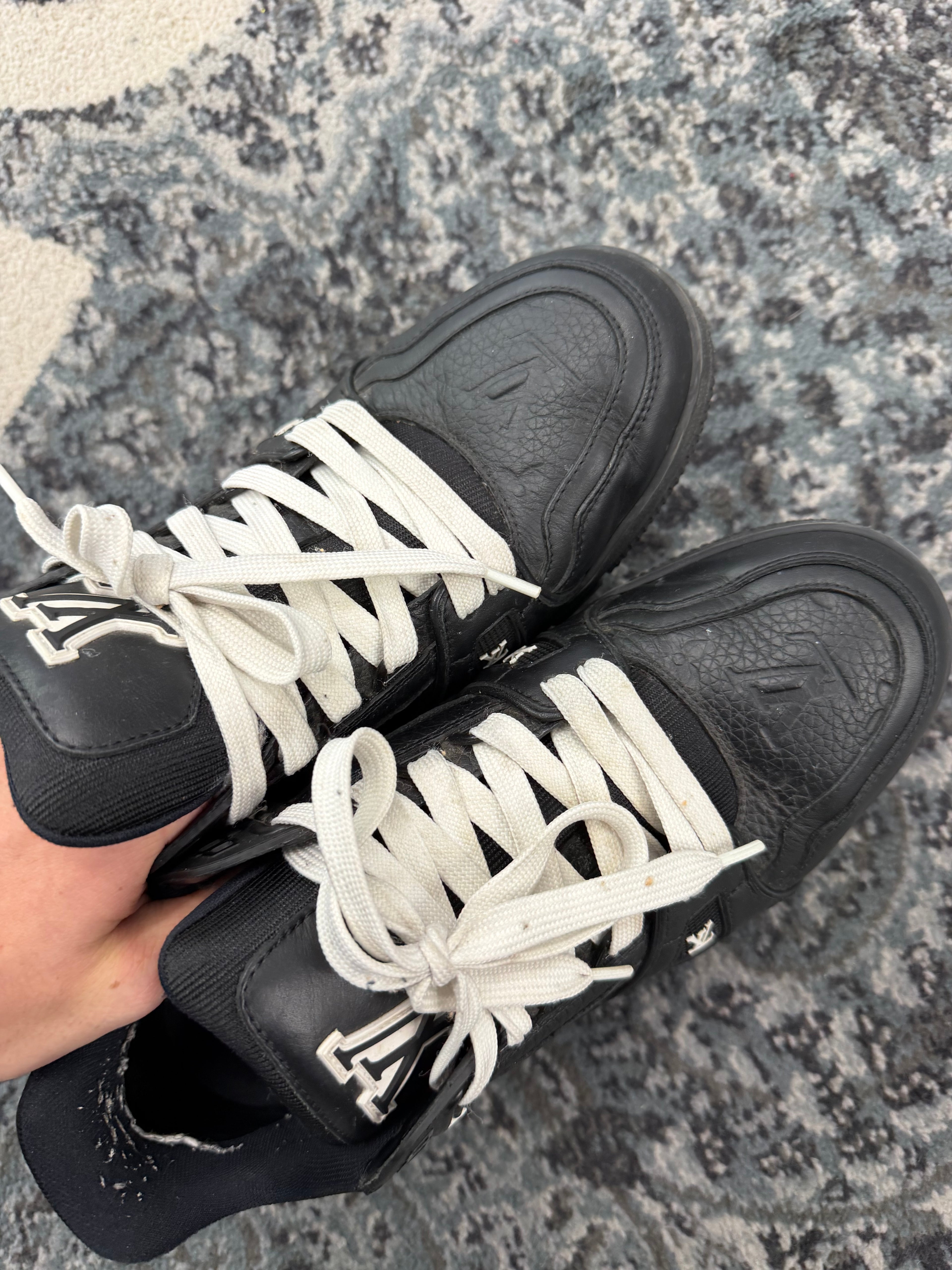 LV monogram trainers triple black 7LV (8.5-9M) OG ALL U