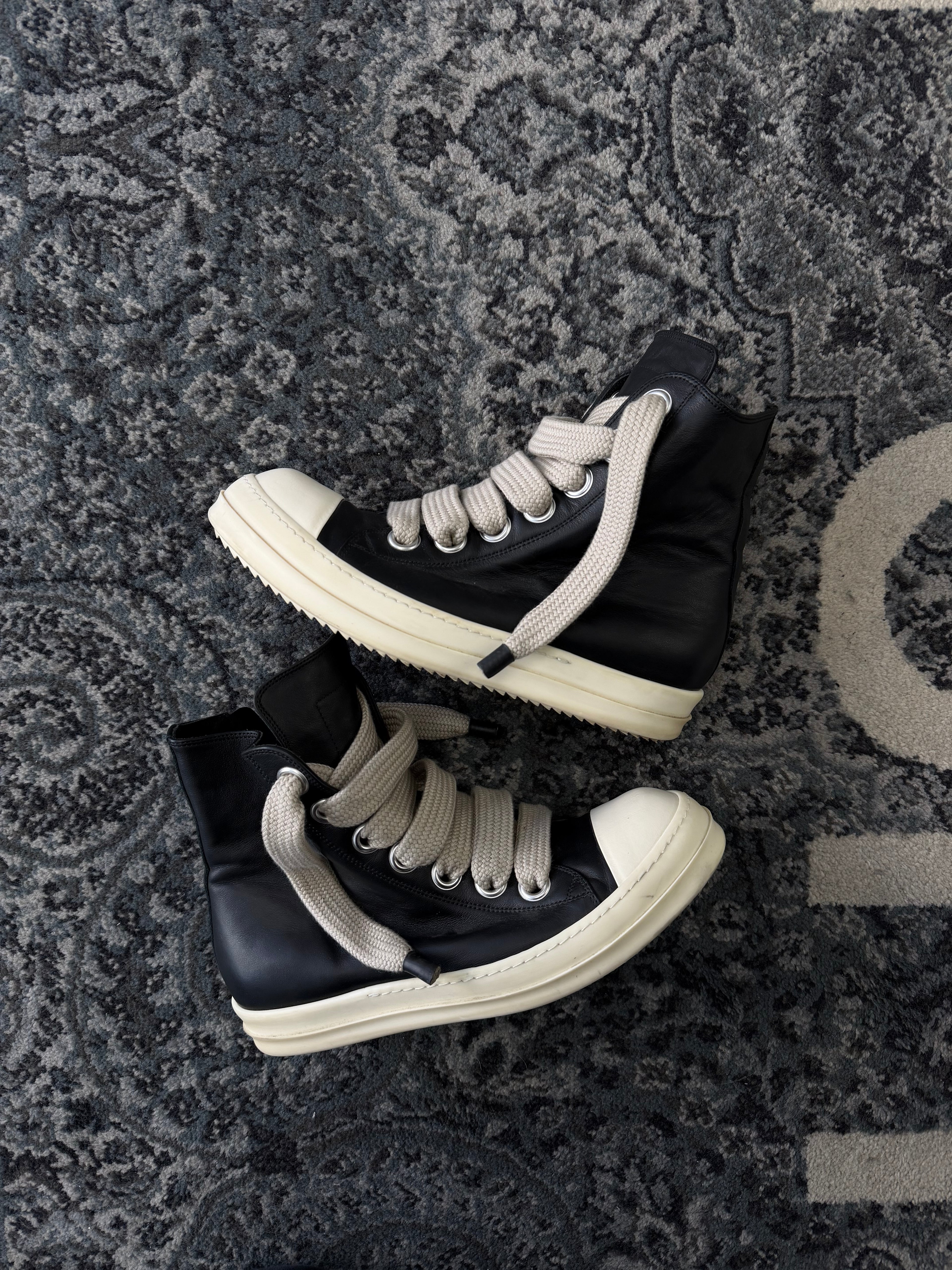Rick Owens black jumbo laced high top sz 44 (11M) U
