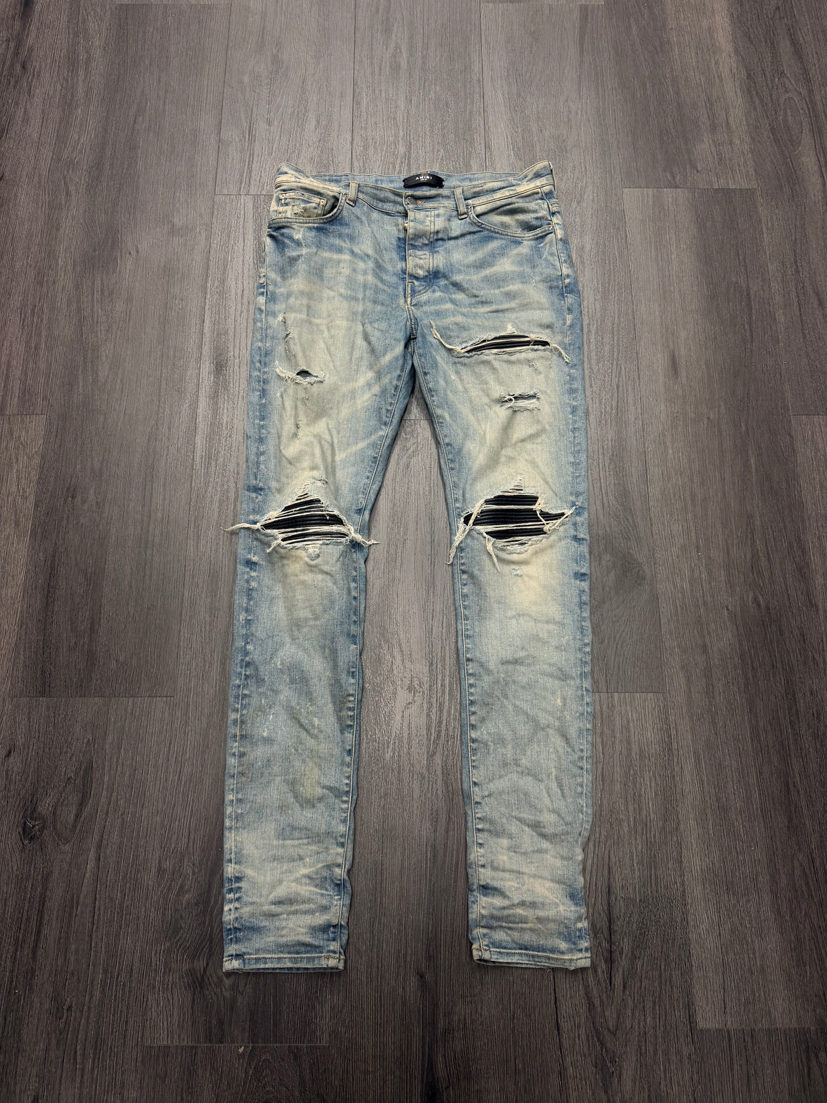 Amiri Mx1 light wash w black patch Size 33 U