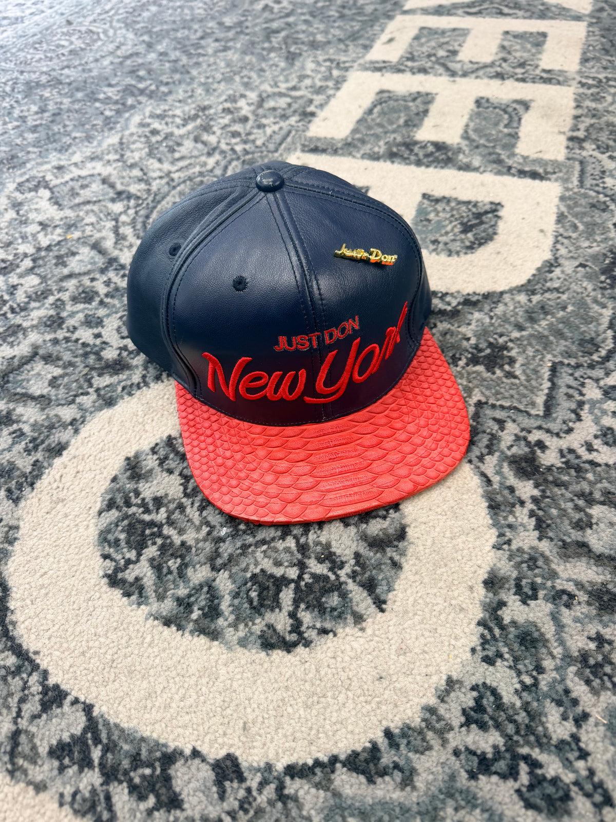 Just Don New York full leather Hat with pin