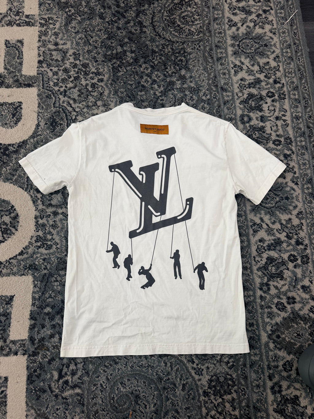 LV Virgo Logo Shirt Size Large U