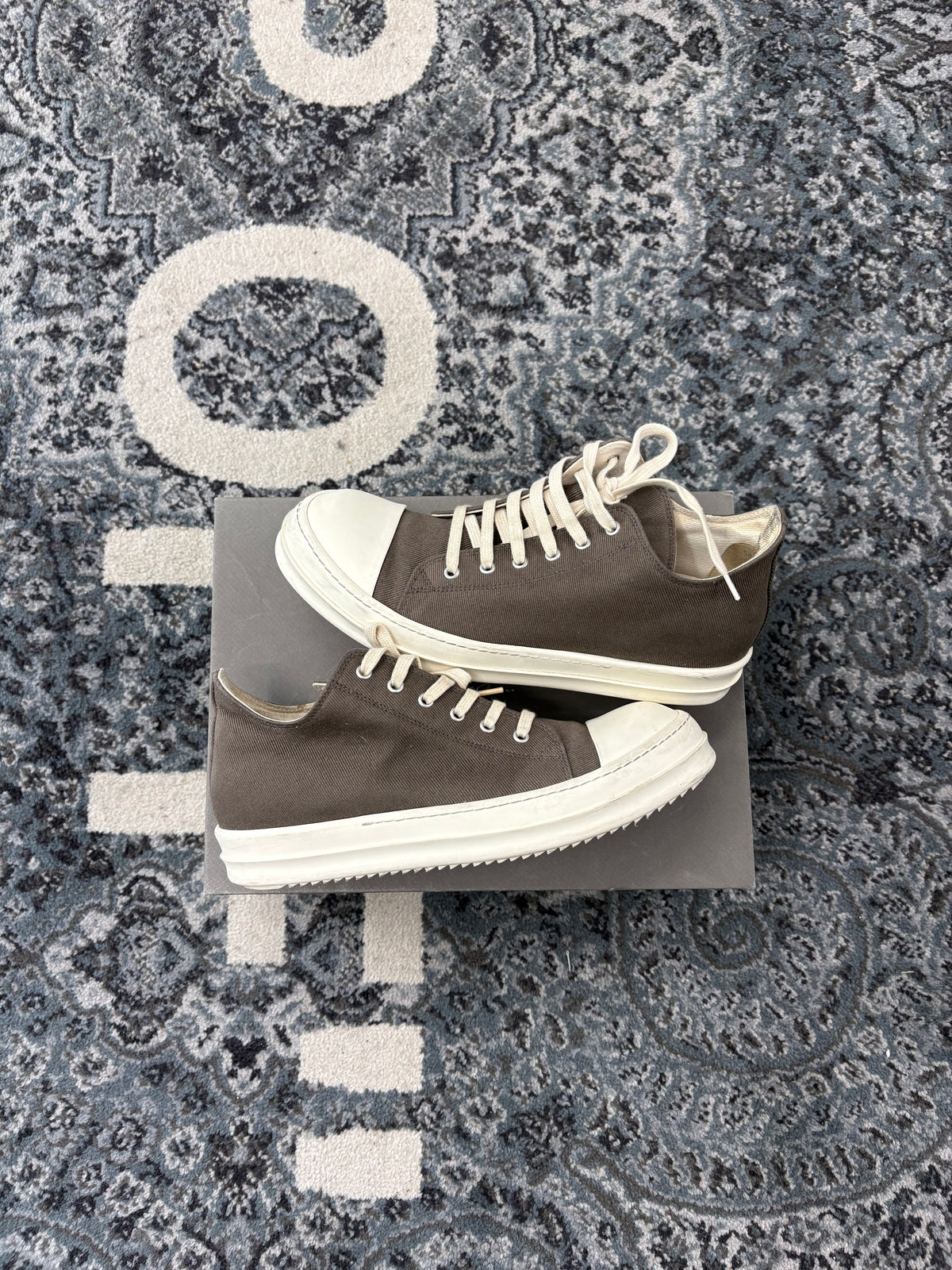 Rick Owen DRKSHDW Low Tops Size 43 (Lightly Worn)