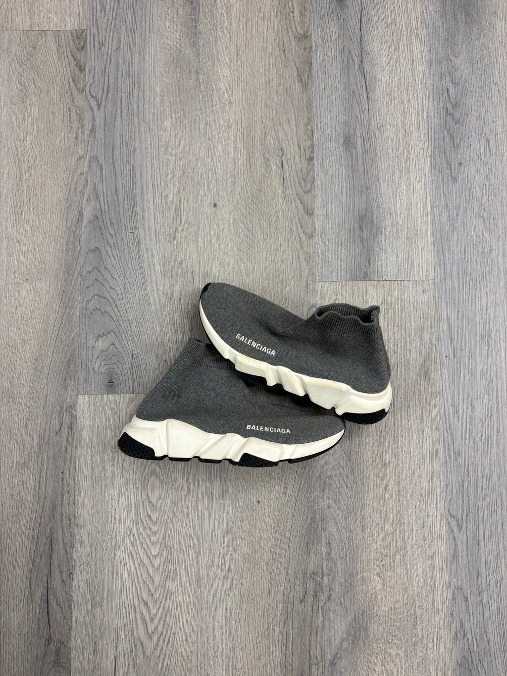 BALENCIAGA speed runner grey 36 (6W) NB U