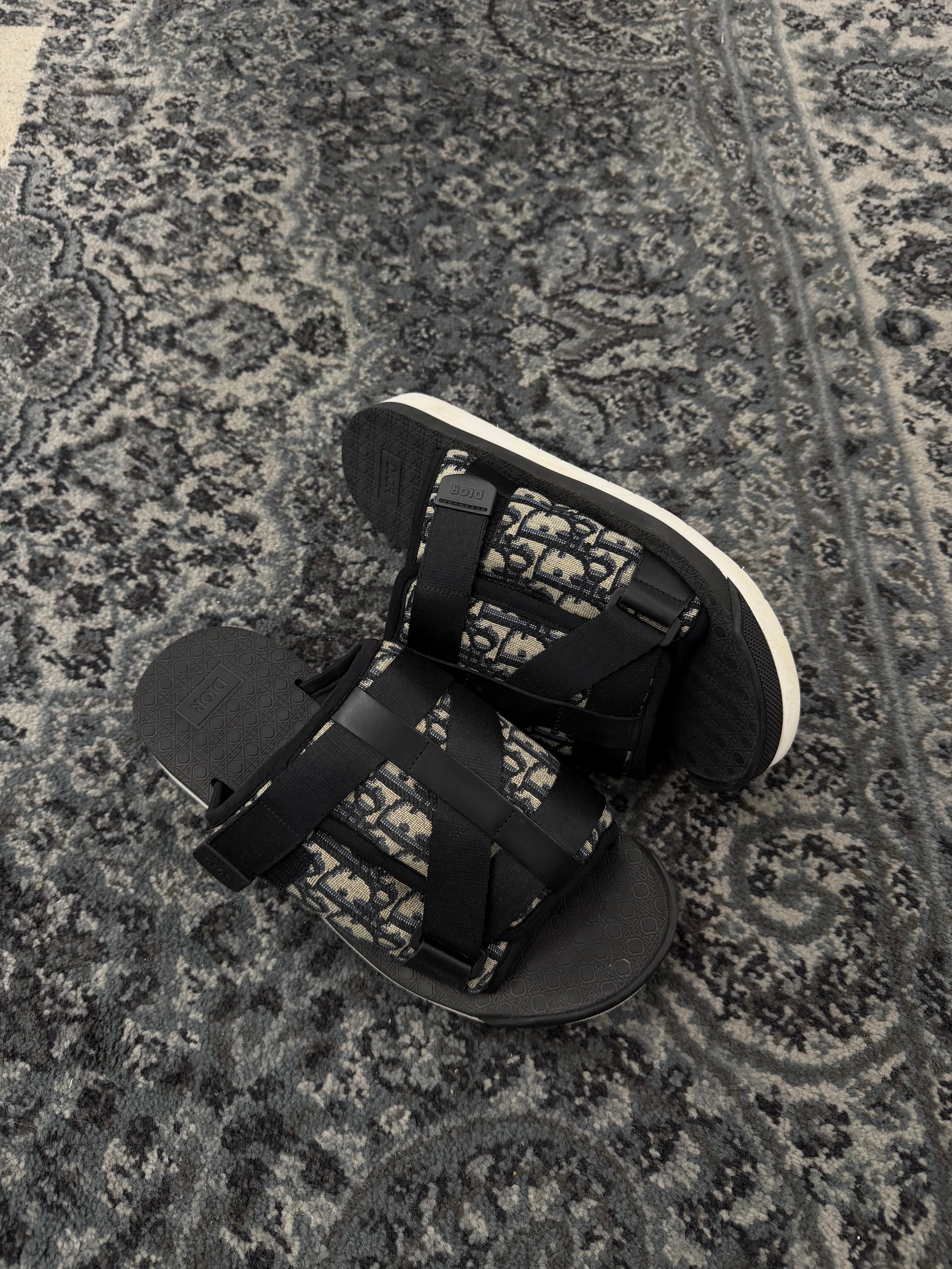 DIOR oblique alpha sandals navy 42 (9M) NB U