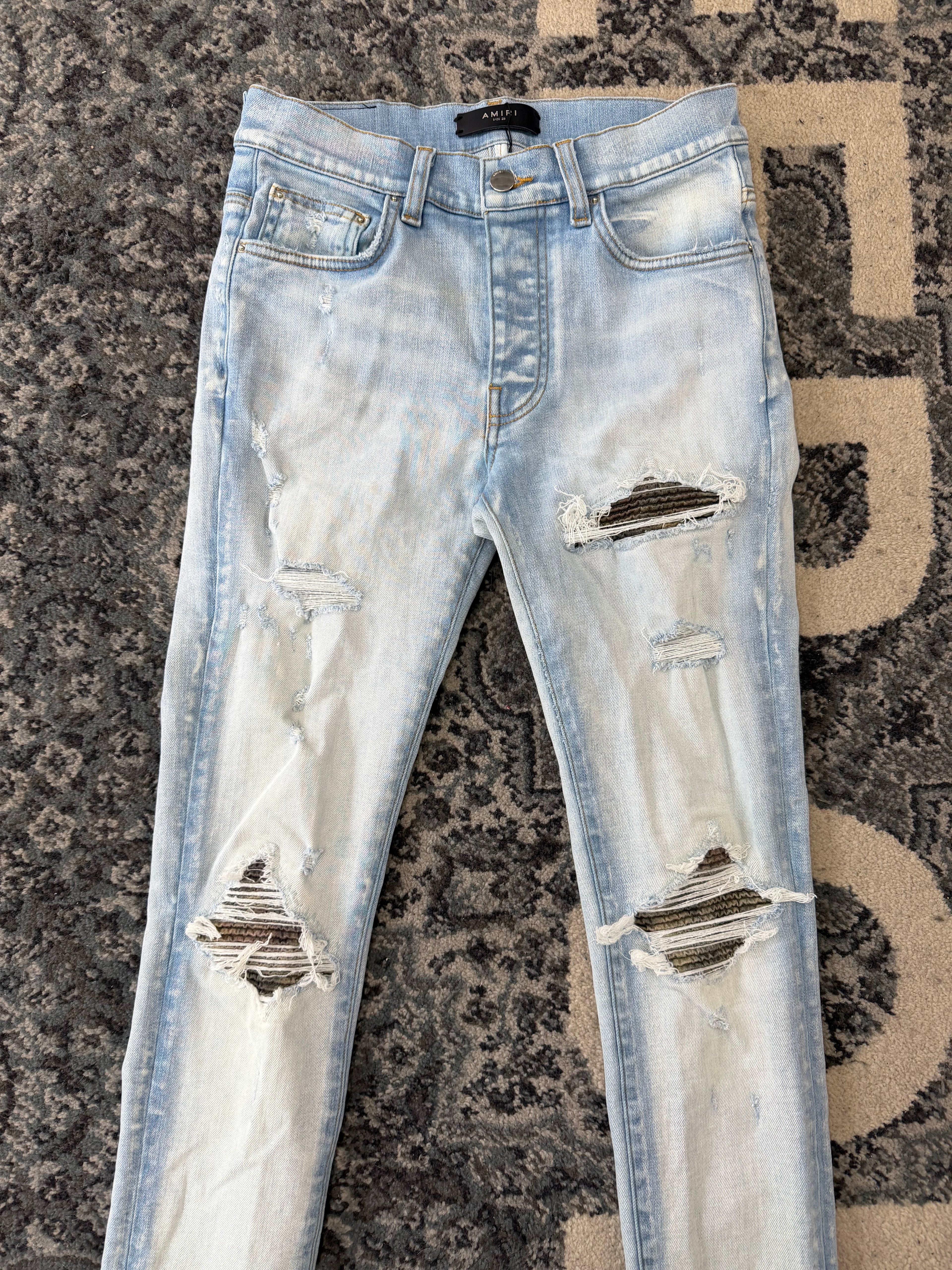 Amiri Camo patch blue jeans sz 28