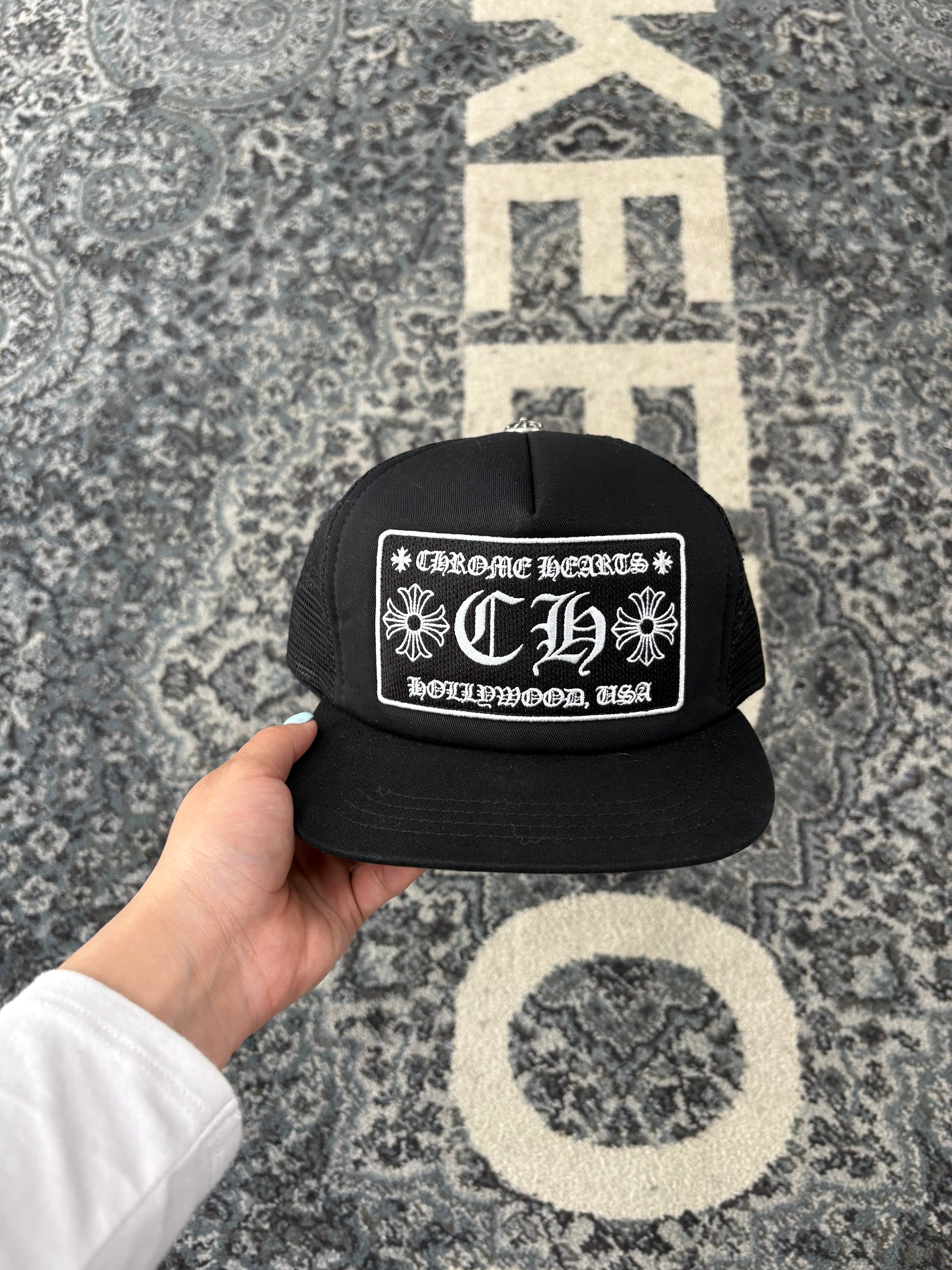 CHROME HEARTS ch hollywood trucker hat OS DS