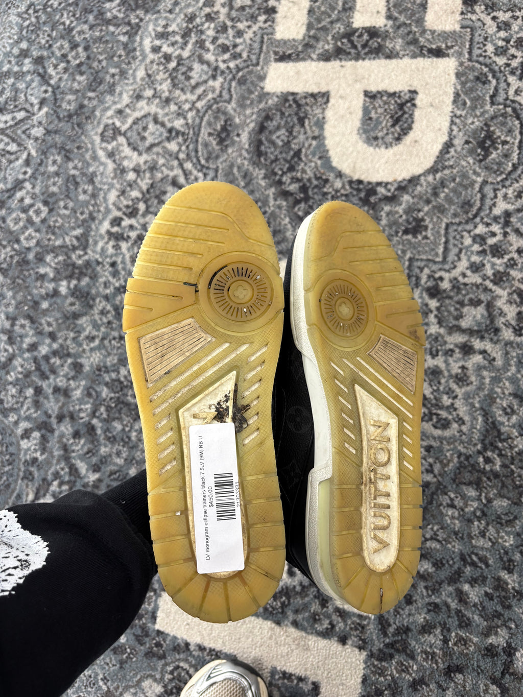 LV monogram eclipse trainers black 7.5LV (9M) NB U