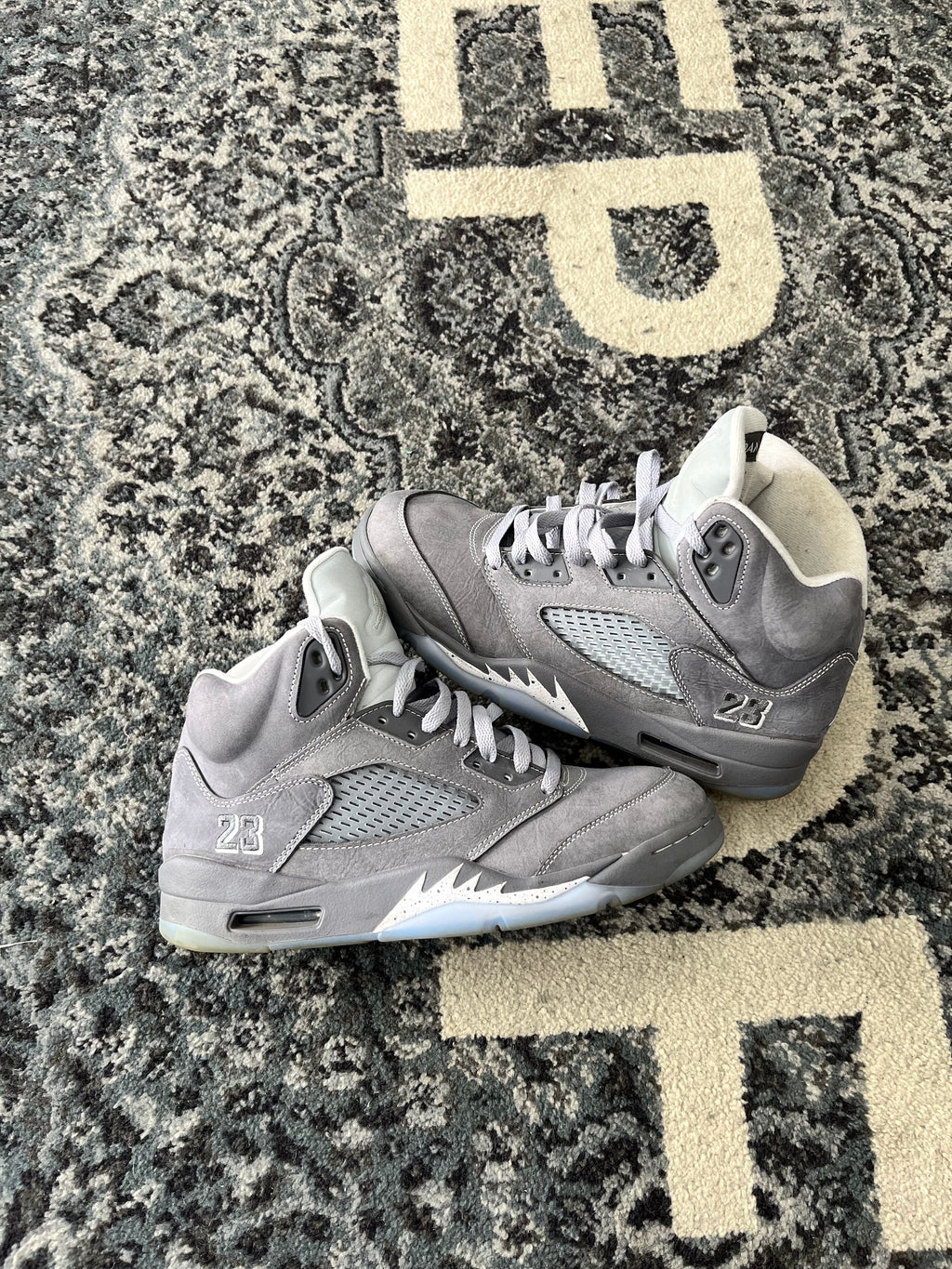 Jordan 5 Wolf Grey Size 9 NB *No Insoles*