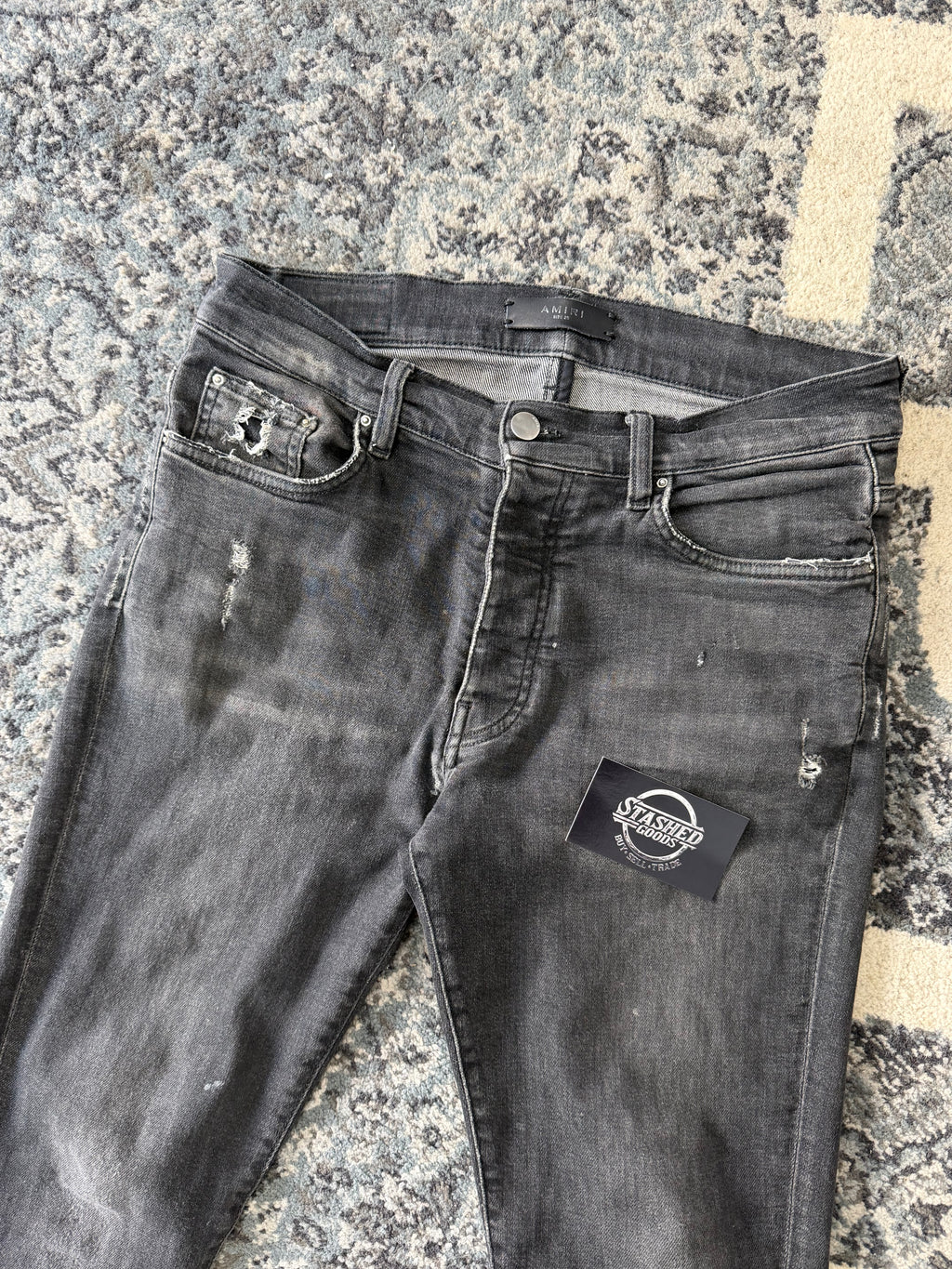 AMIRI grey stack jeans sz 32 U (flawed)