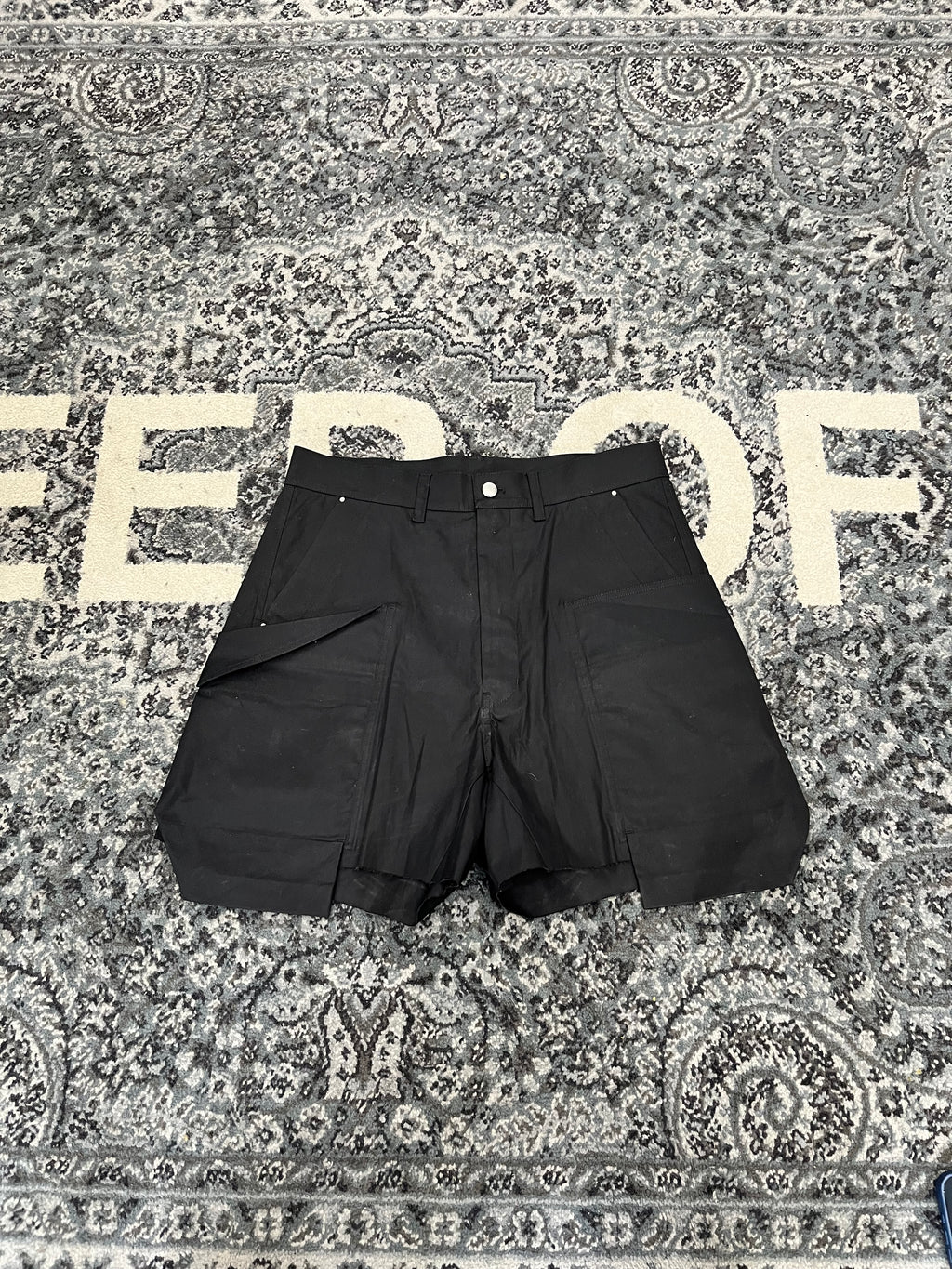 Rick Cargo Shorts Size 30 DS