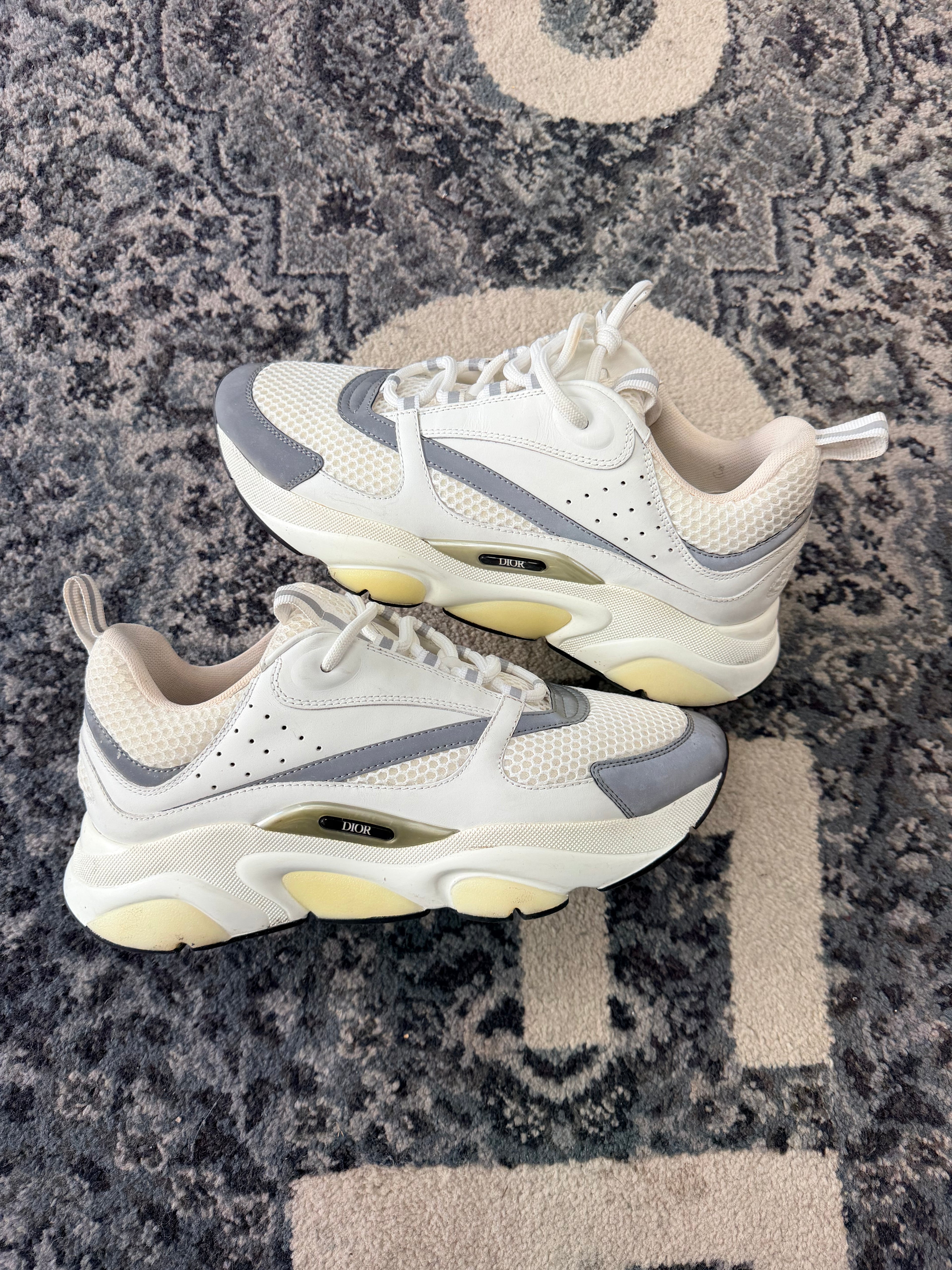Dior B22 White W Silver Size 9 NB U