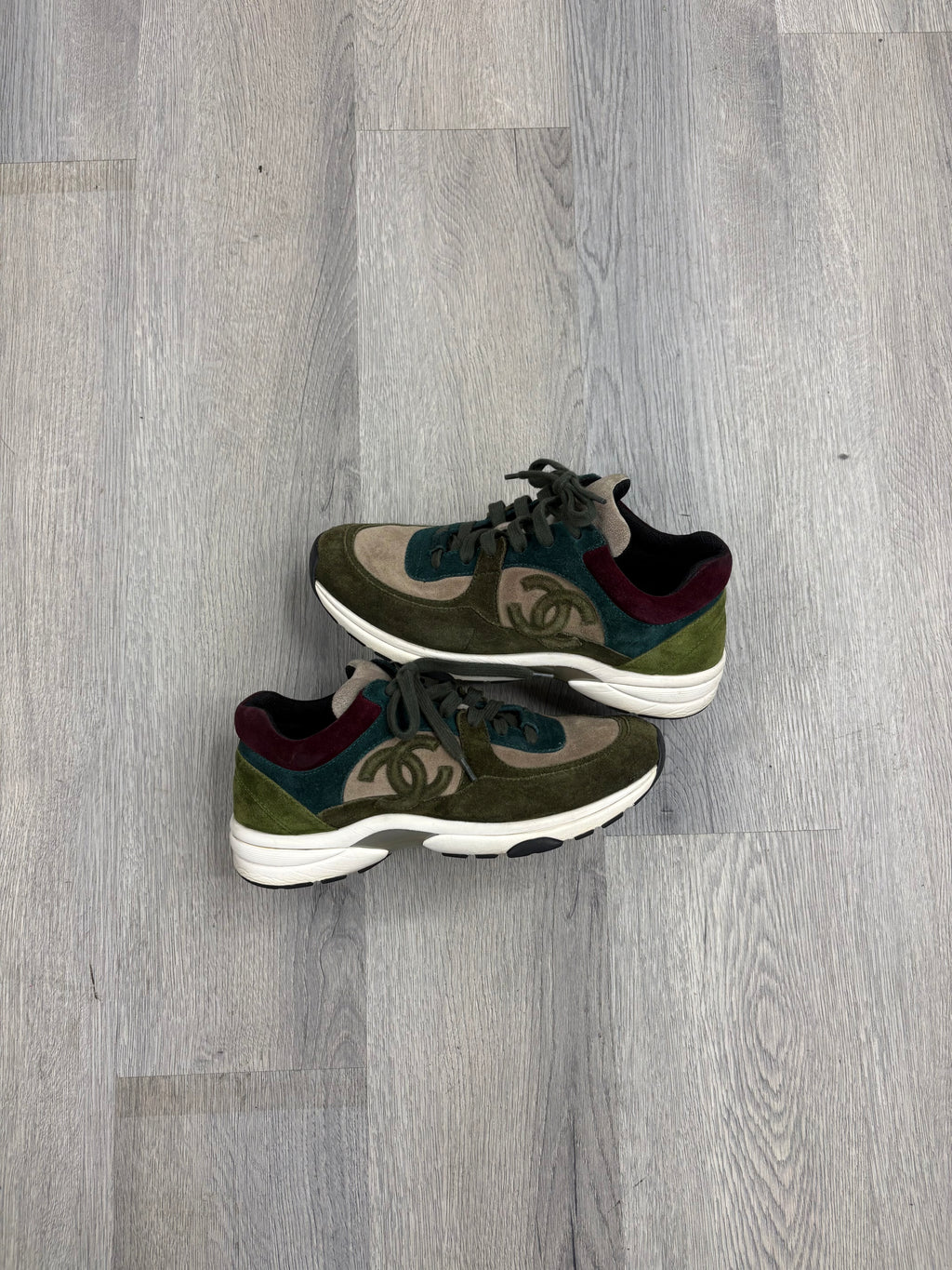 CHANEL cc runners green/purple 36.5 OG ALL U