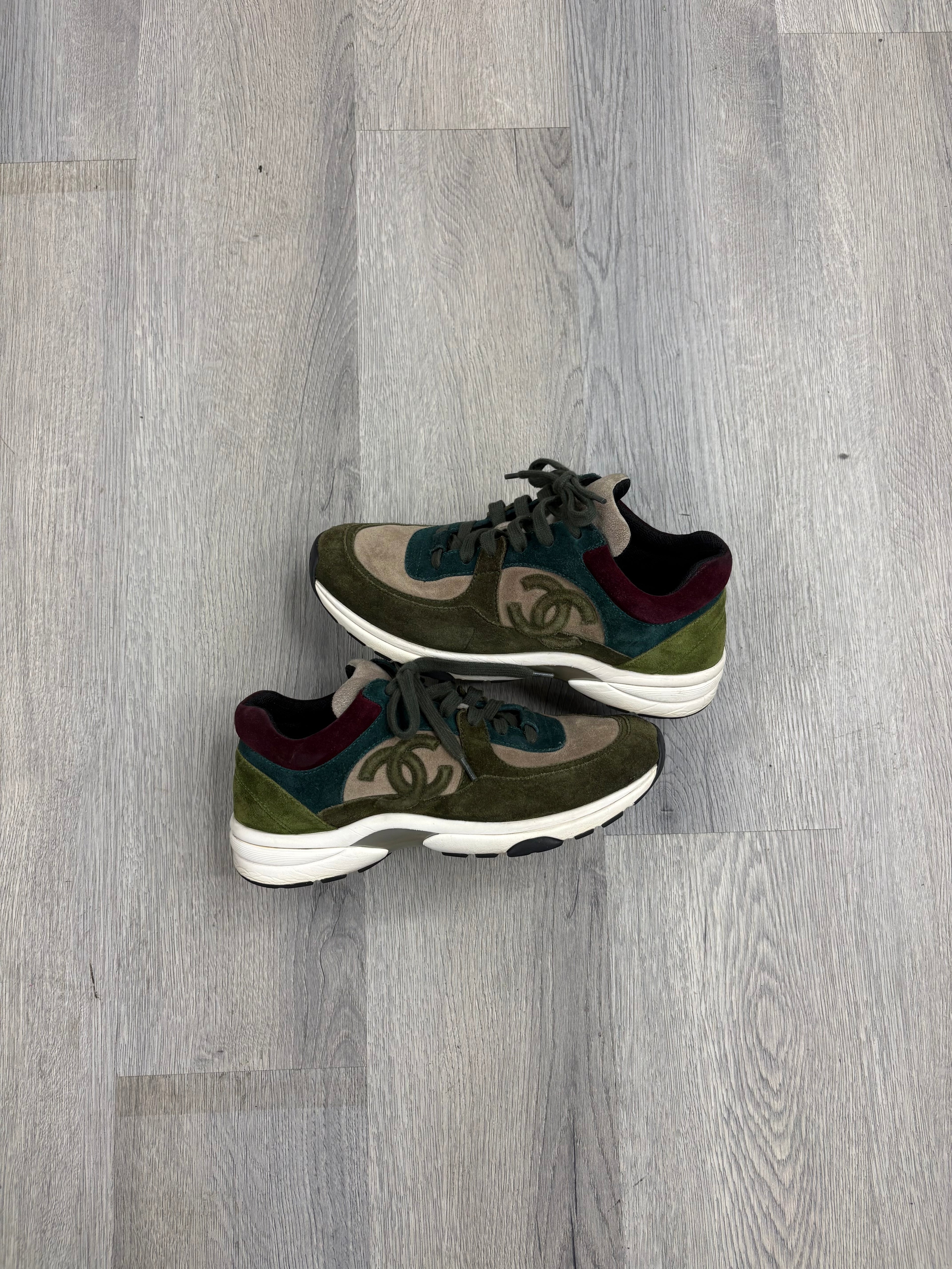 CHANEL cc runners green/purple 36.5 OG ALL U