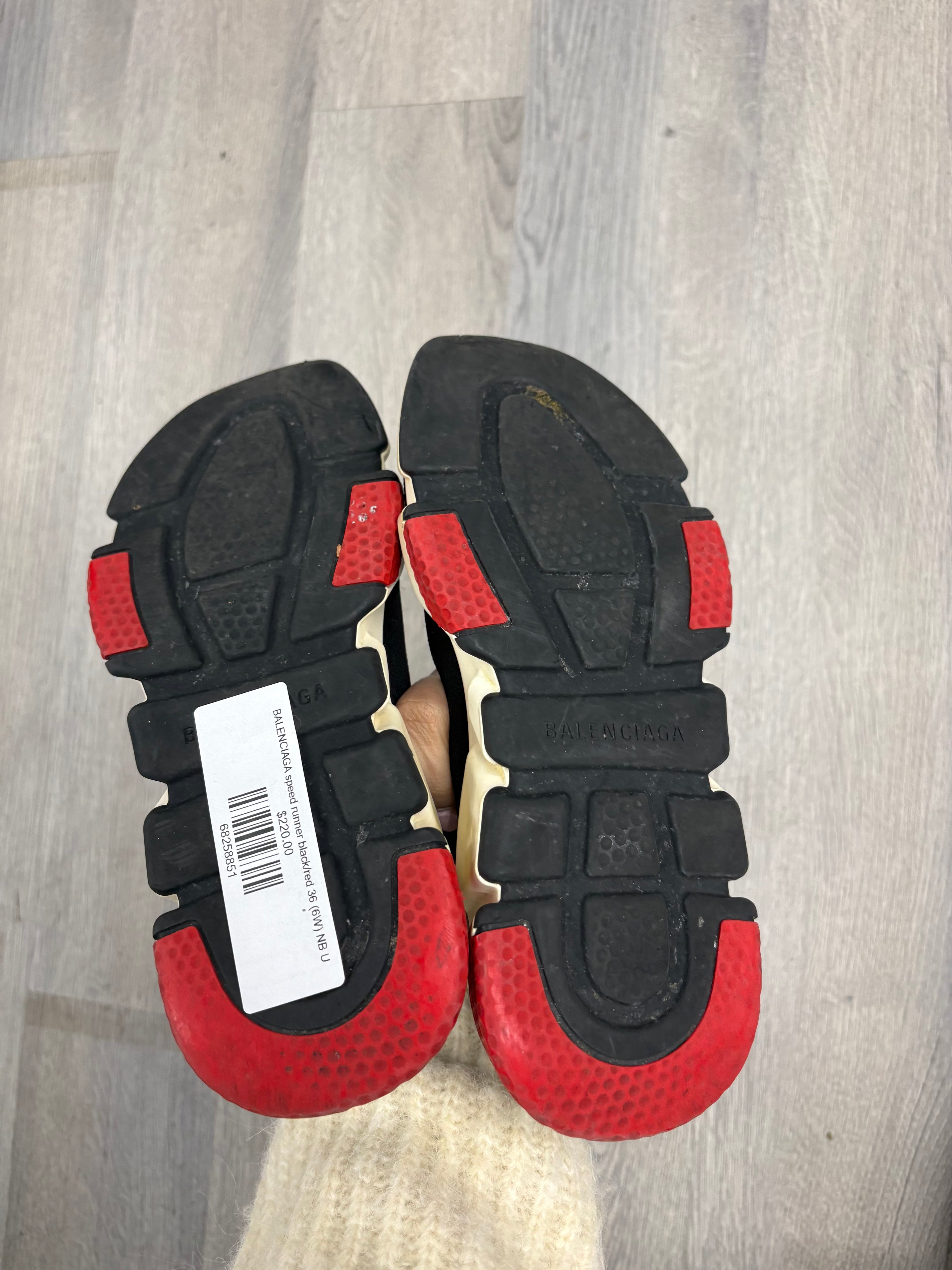 BALENCIAGA speed runnner black/white 36 (6W) NB U
