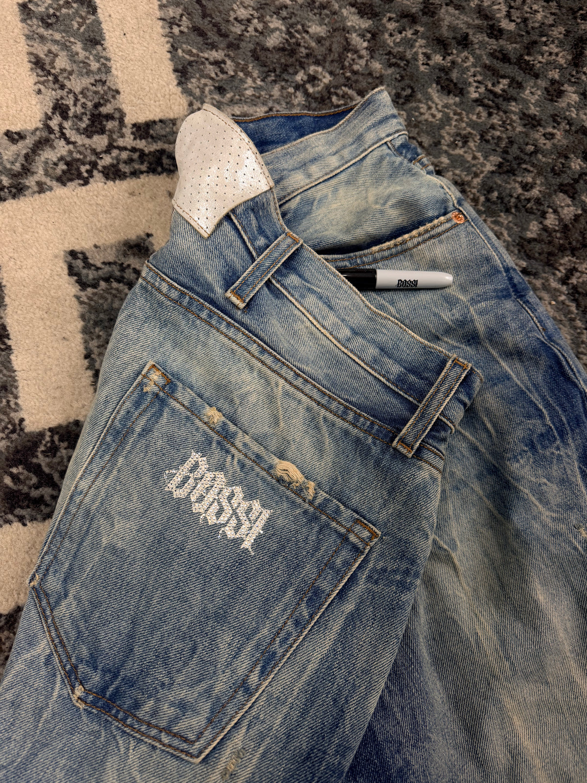 Bossi Vintage Rhinestone Jeans sz 30 U