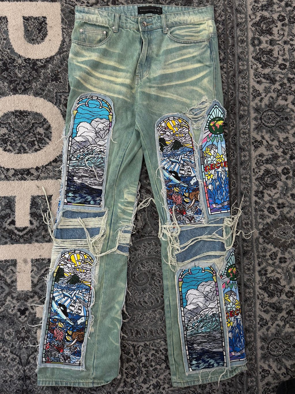 WHO DECIDES WAR stained glass paneled jeans blue 34 U