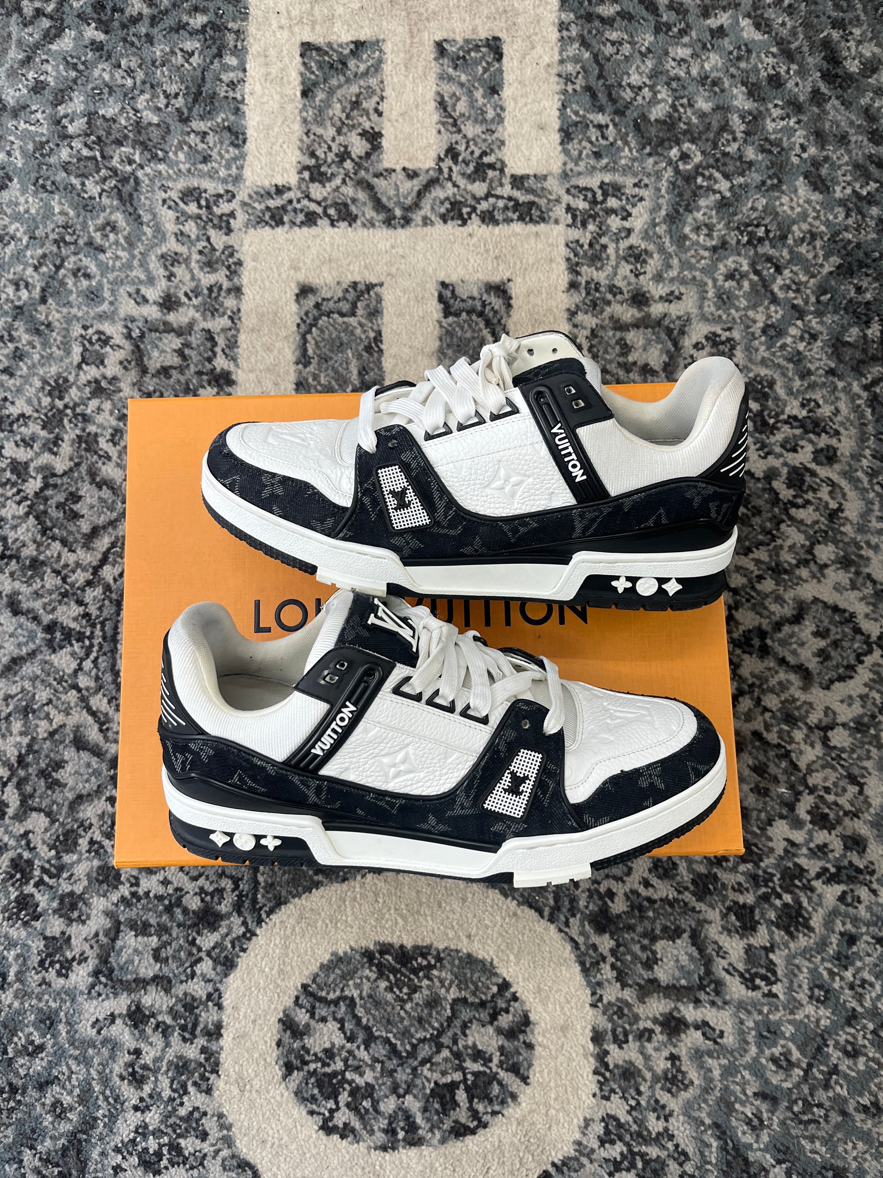 LV trainers black/white 7LV OG ALL U