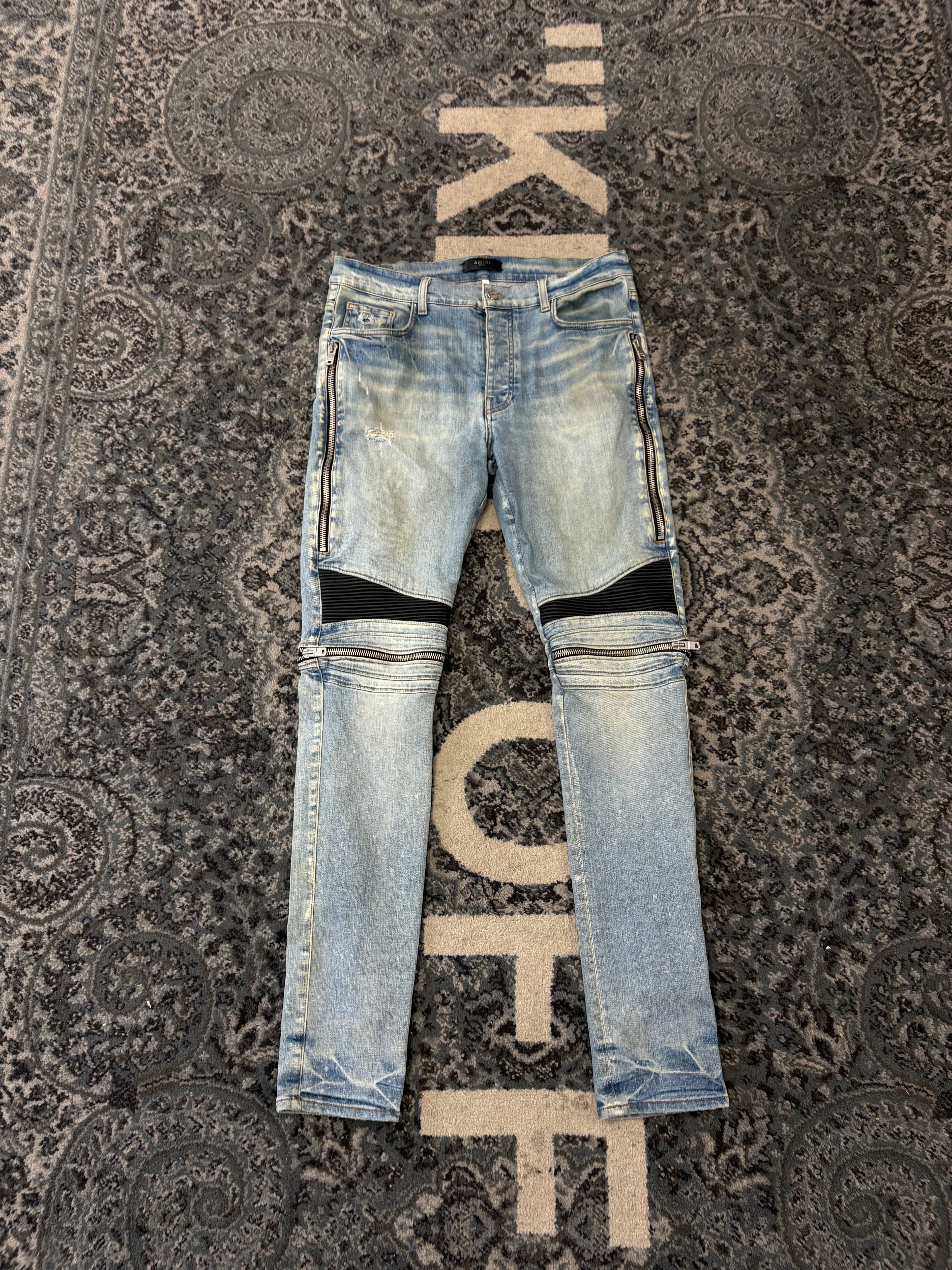 Amiri MX2 Light Wash W Black Patch Size 36 U