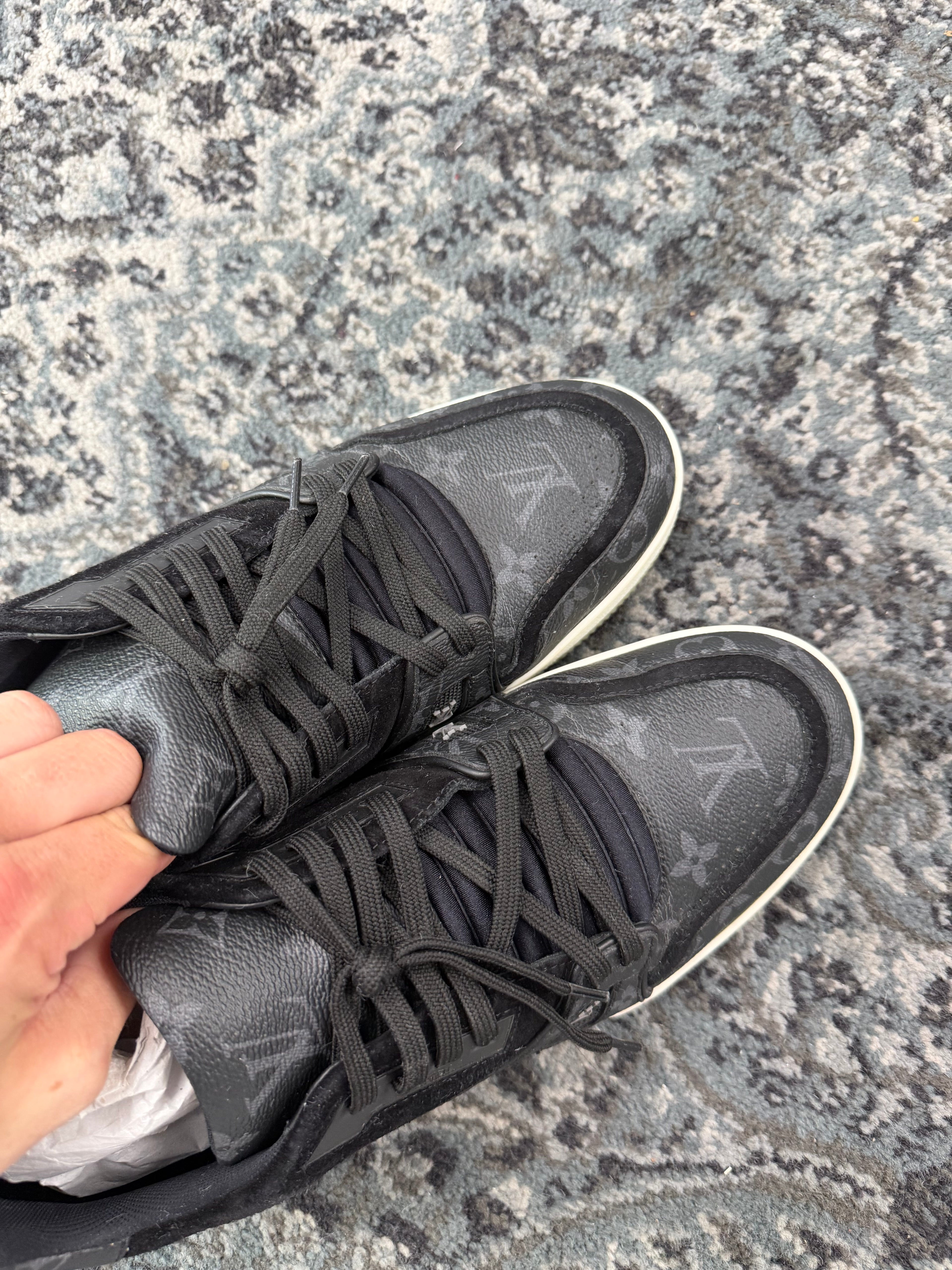 LV monogram eclipse trainers black 9LV (10.5-11M) NB U