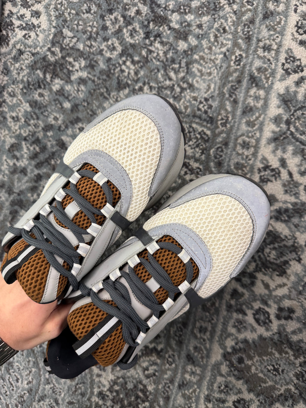 DIOR B22 runners brown/grey 45 (11.5-12M) NB U