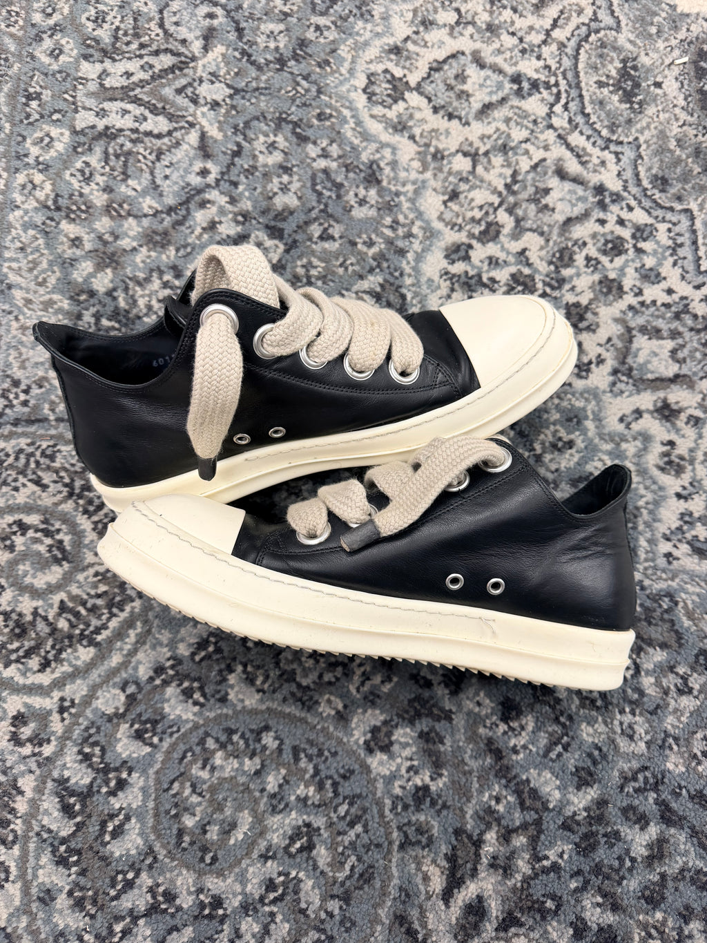 RICK OWENS jumbo lace lowtops black 44 NB U