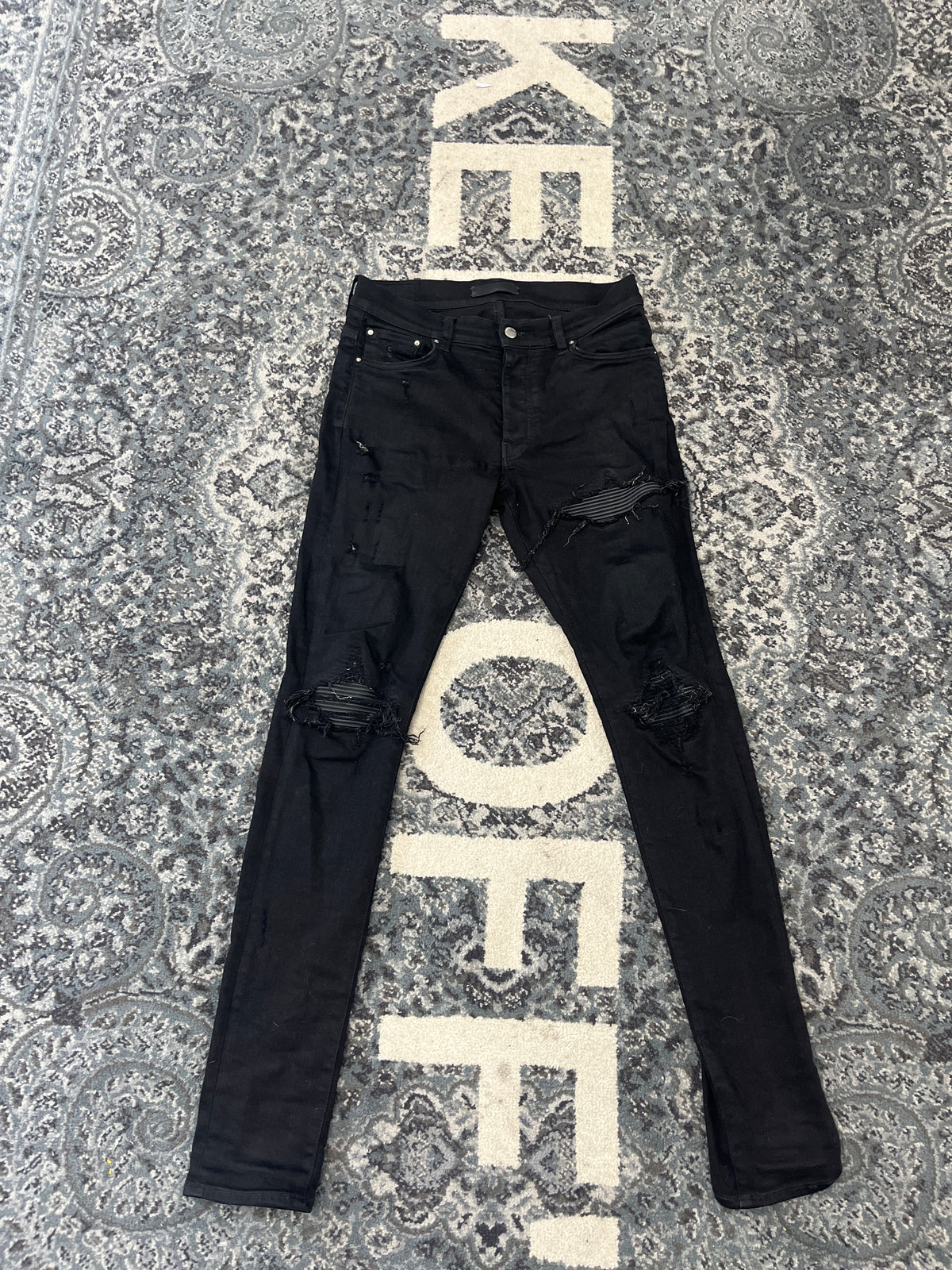 Amiri Black patch jeans sz 31 U