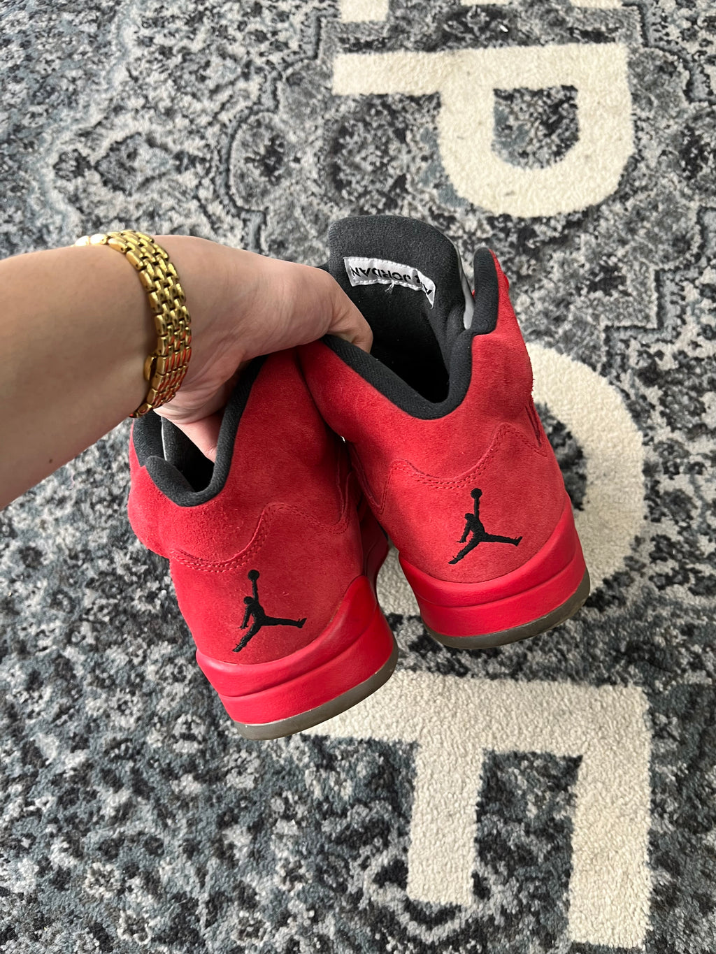 Jordan 5 Raging Bull Size 9 U NB